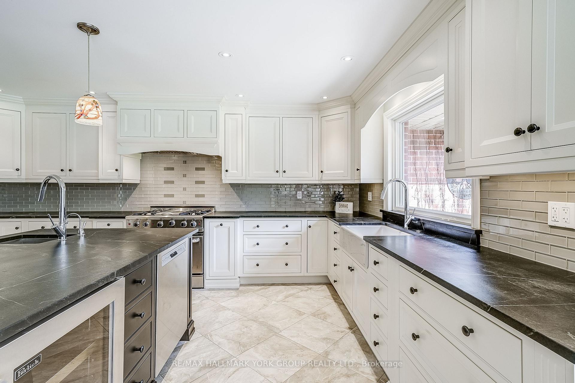 Photo 13 of 21 Treegrove Circle, Aurora, Hills of St Andrew — HOMEH