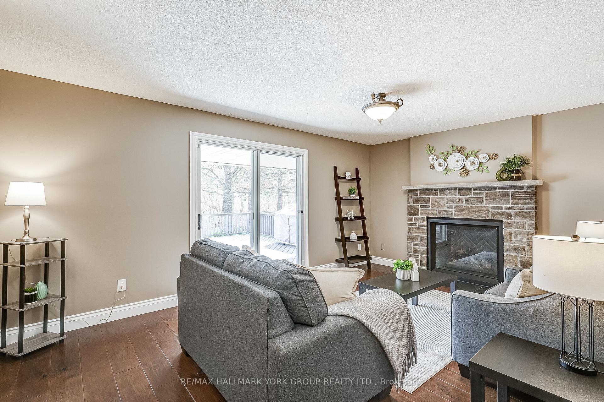 Photo 21 of 21 Treegrove Circle, Aurora, Hills of St Andrew — HOMEH
