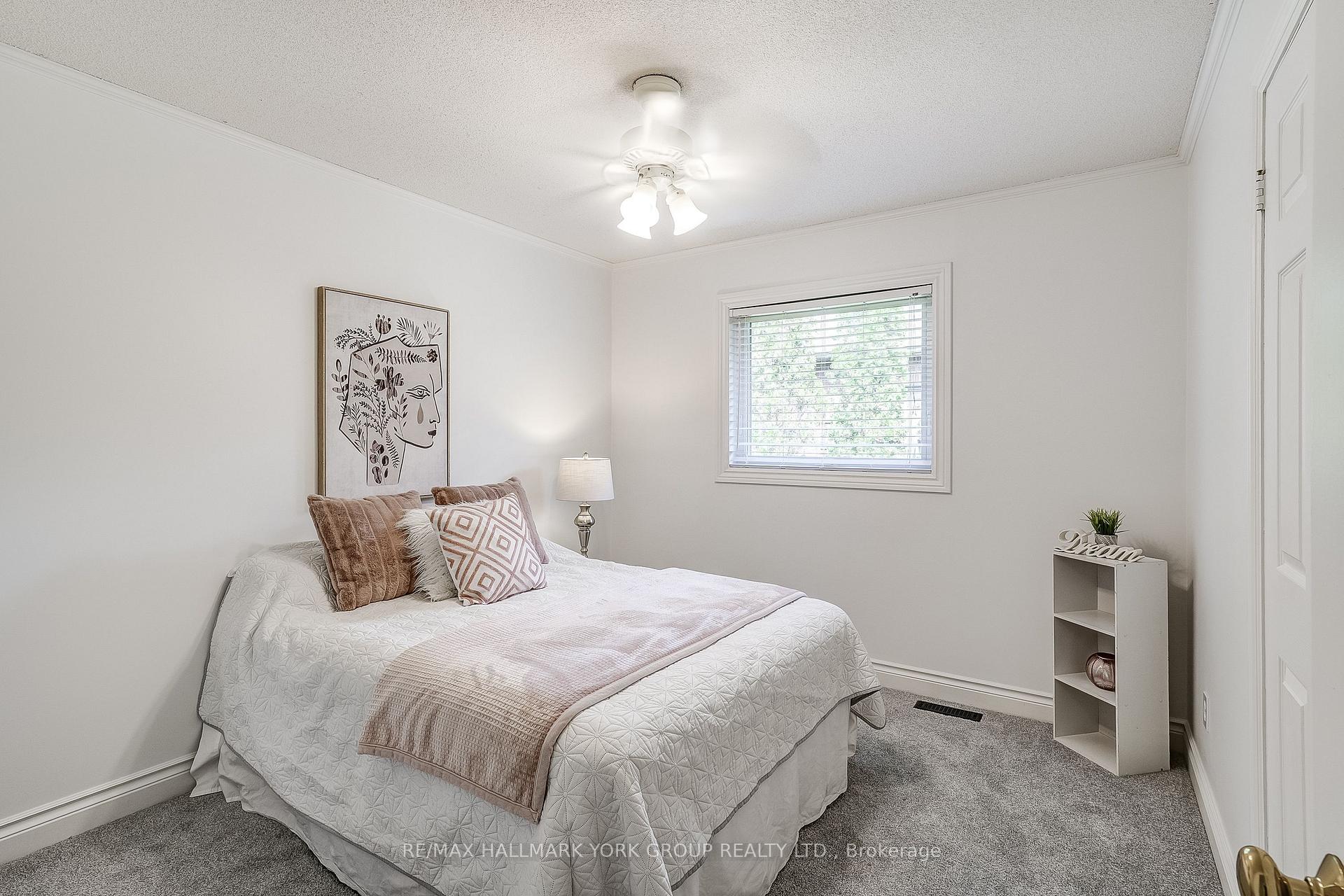 Photo 27 of 21 Treegrove Circle, Aurora, Hills of St Andrew — HOMEH
