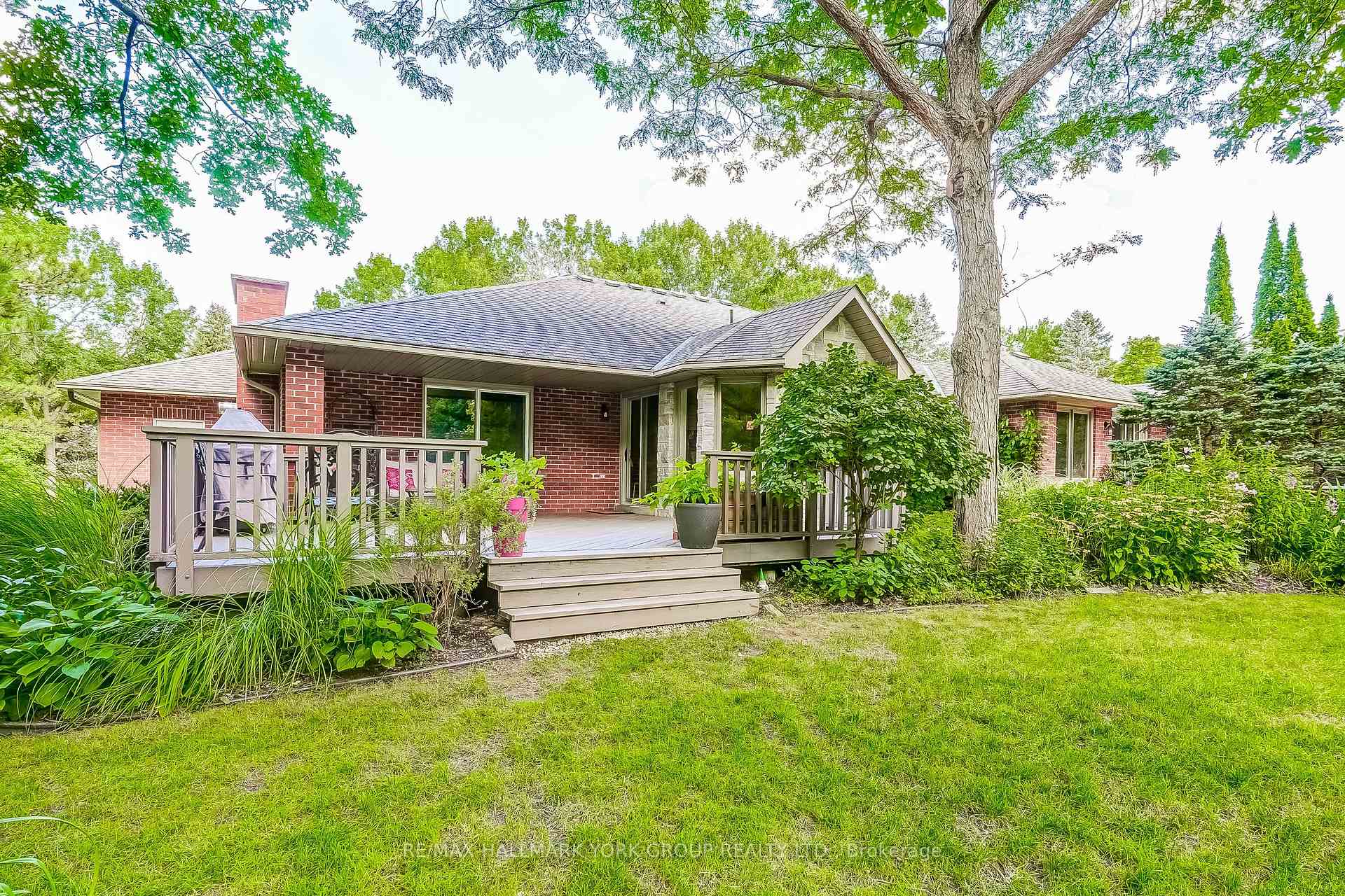 Photo 35 of 21 Treegrove Circle, Aurora, Hills of St Andrew — HOMEH
