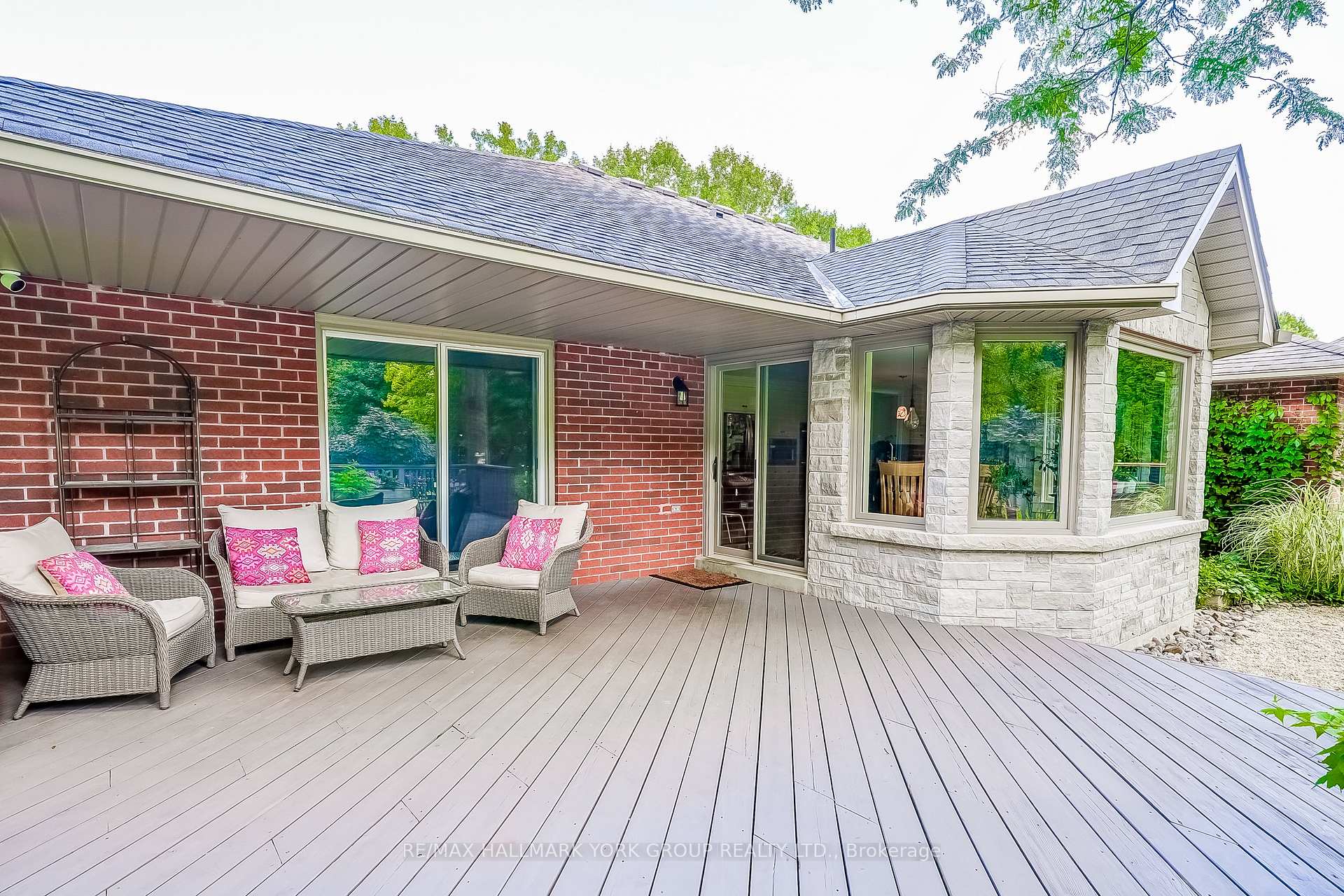 Photo 30 of 21 Treegrove Circle, Aurora, Hills of St Andrew — HOMEH