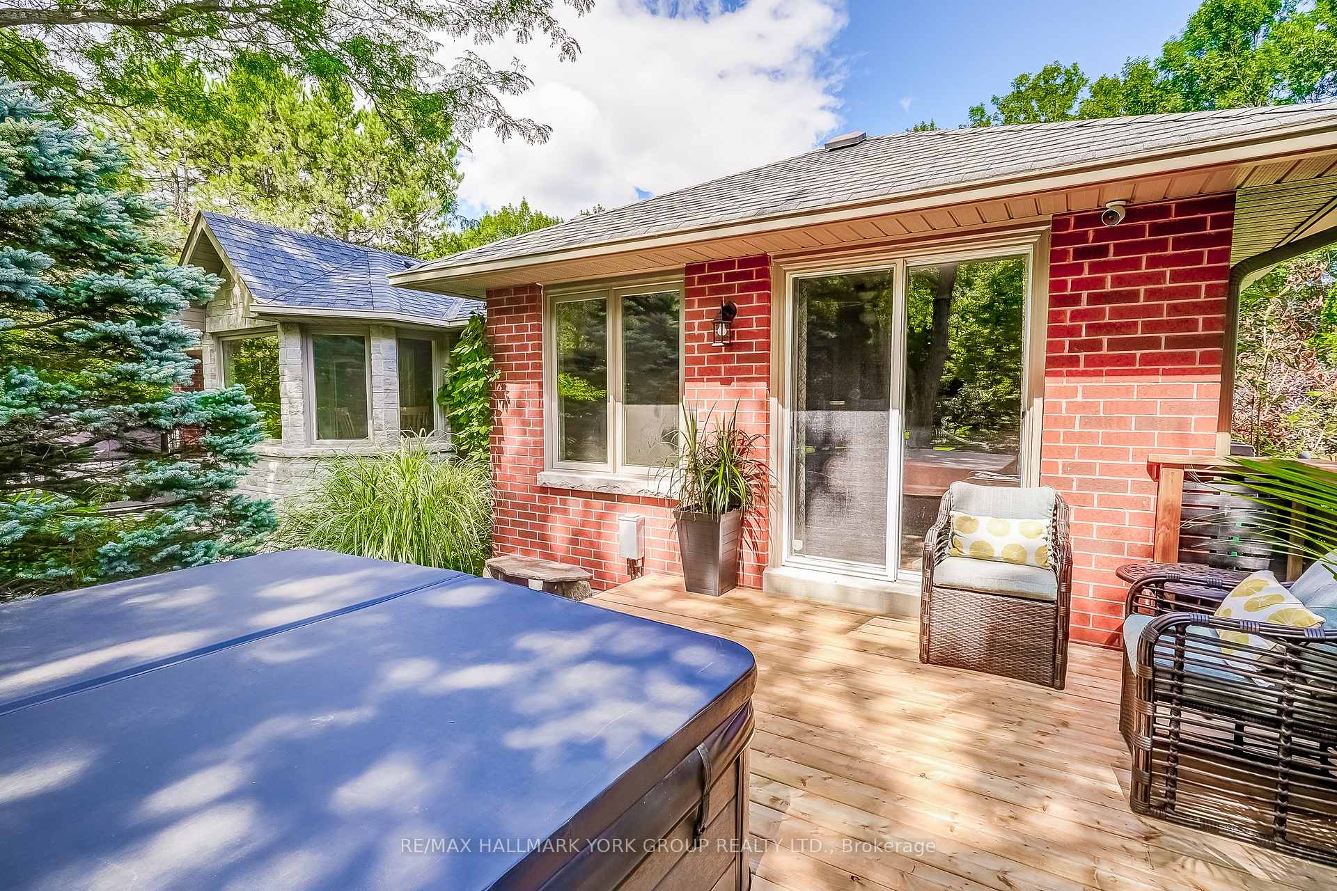 Photo 31 of 21 Treegrove Circle, Aurora, Hills of St Andrew — HOMEH