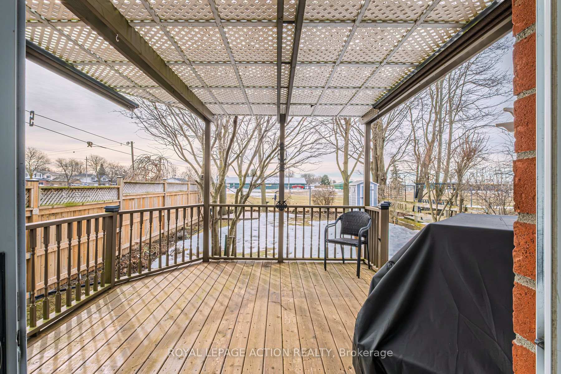 Photo 7 of 18 Whitlaw Way, Brant, Paris — HOMEH