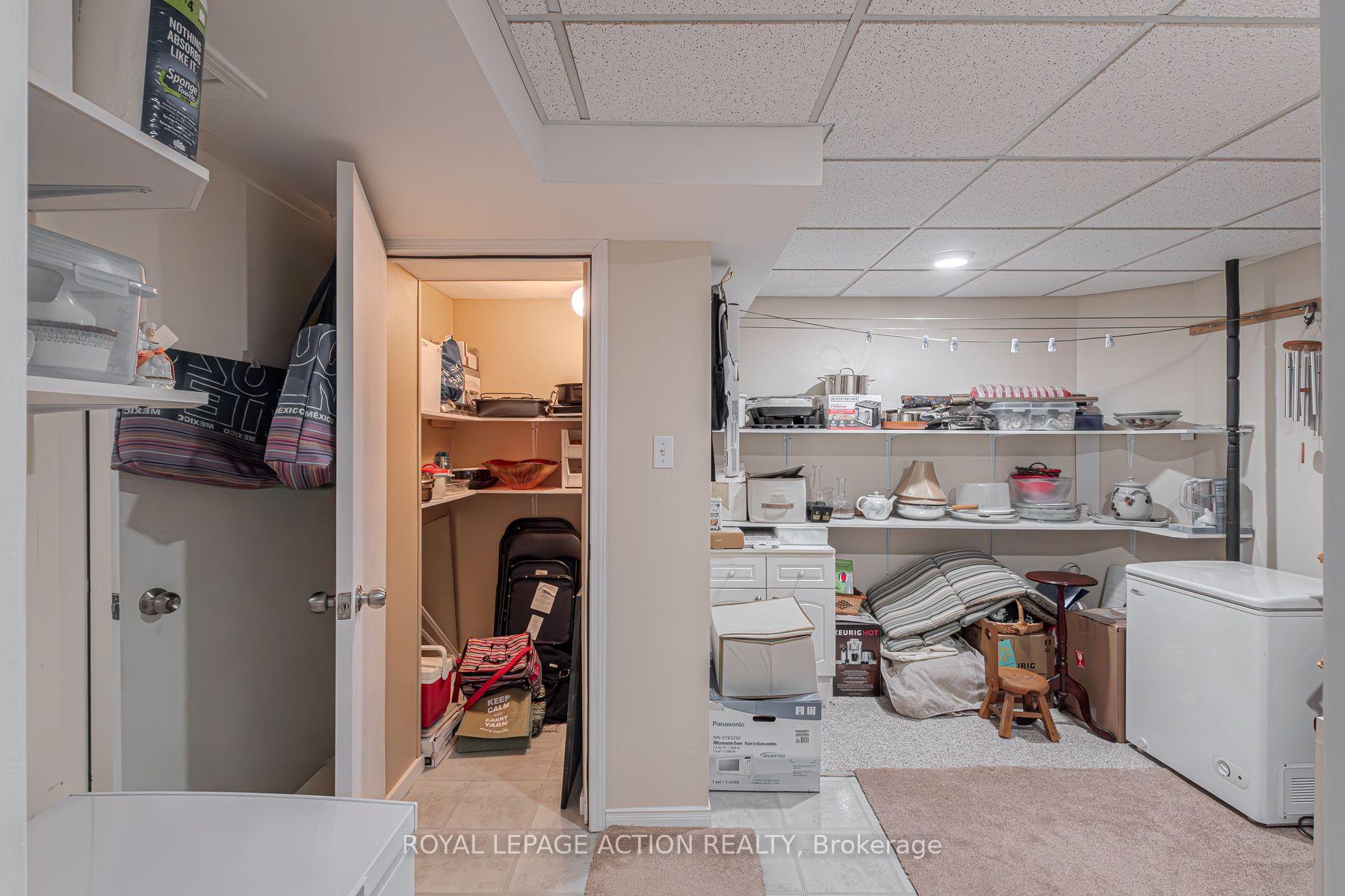 Photo 37 of 18 Whitlaw Way, Brant, Paris — HOMEH