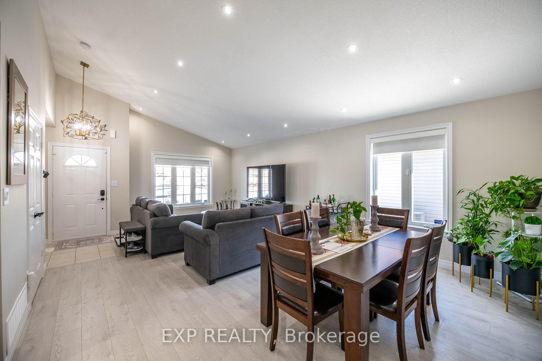 Photo 6 of 6 Donald Crescent, Haldimand — HOMEH