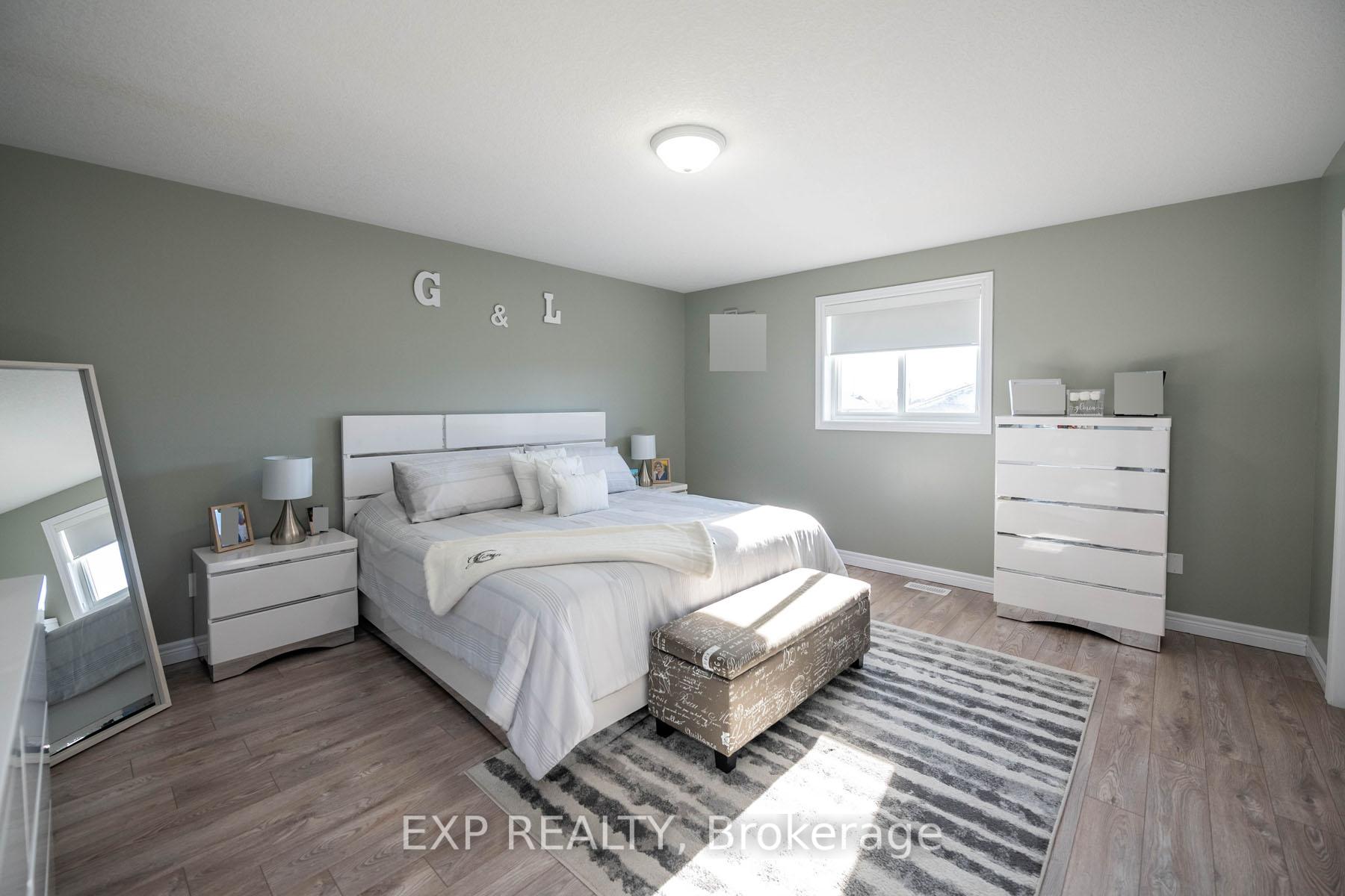 Photo 19 of 6 Donald Crescent, Haldimand — HOMEH