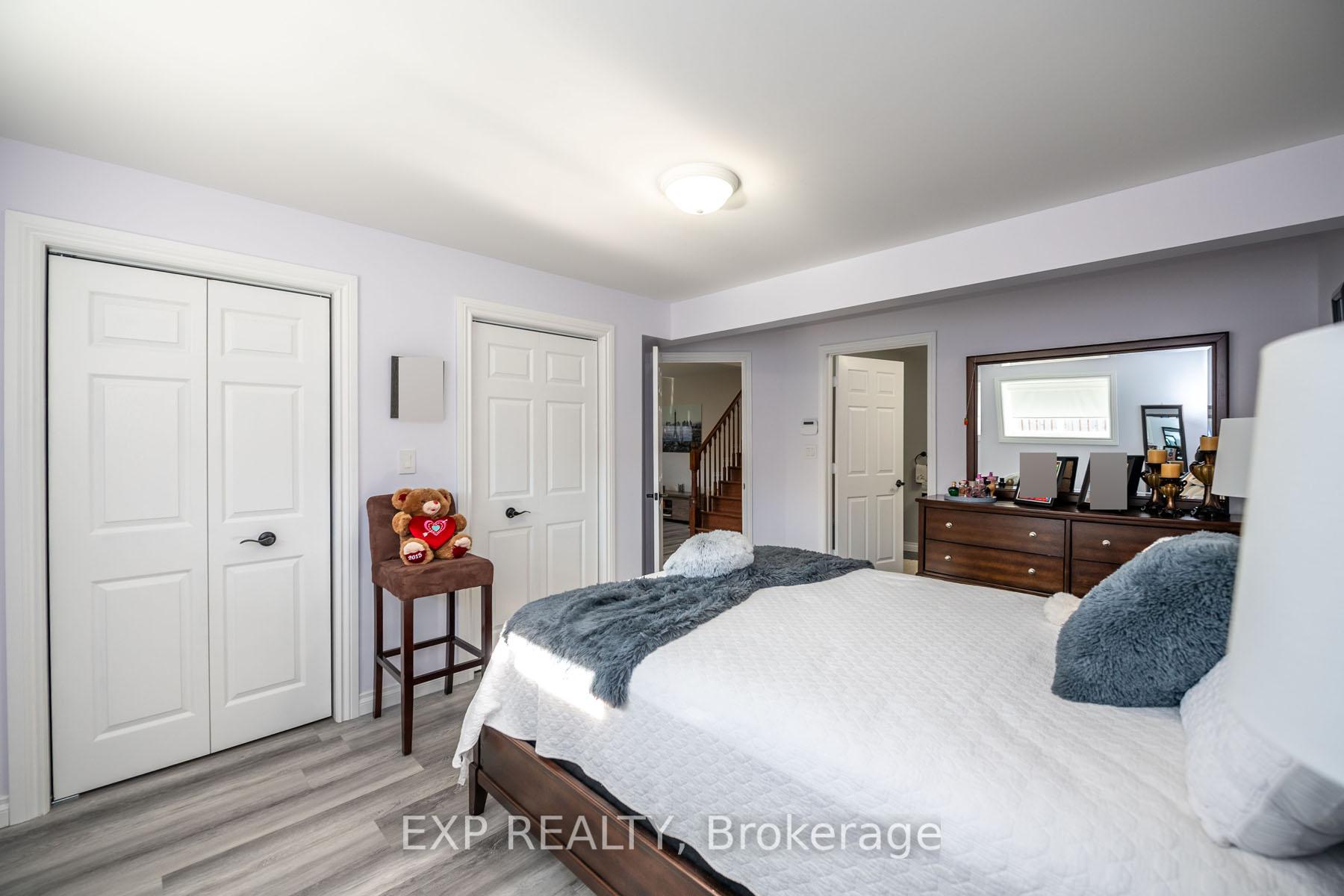 Photo 22 of 6 Donald Crescent, Haldimand — HOMEH