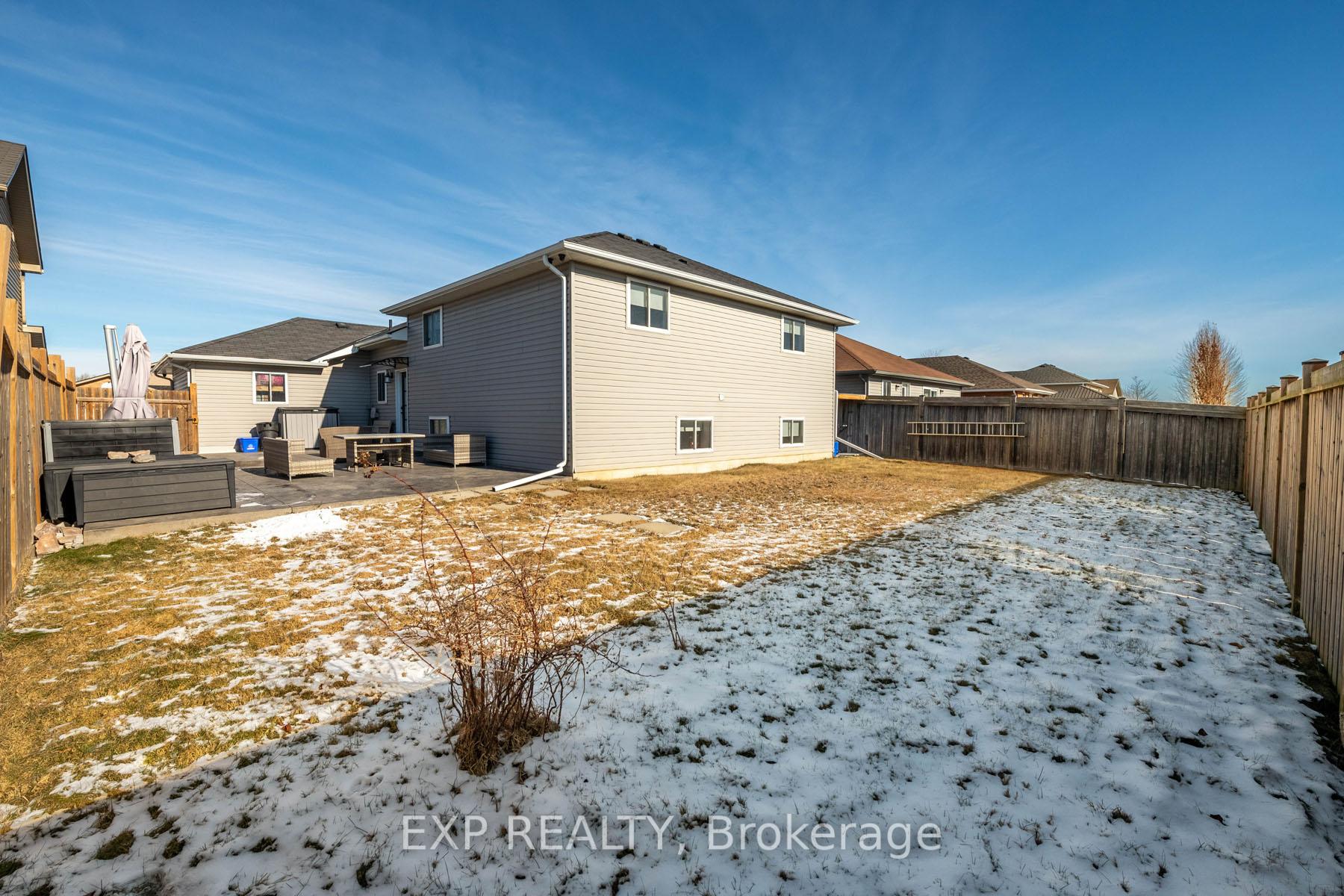 Photo 28 of 6 Donald Crescent, Haldimand — HOMEH