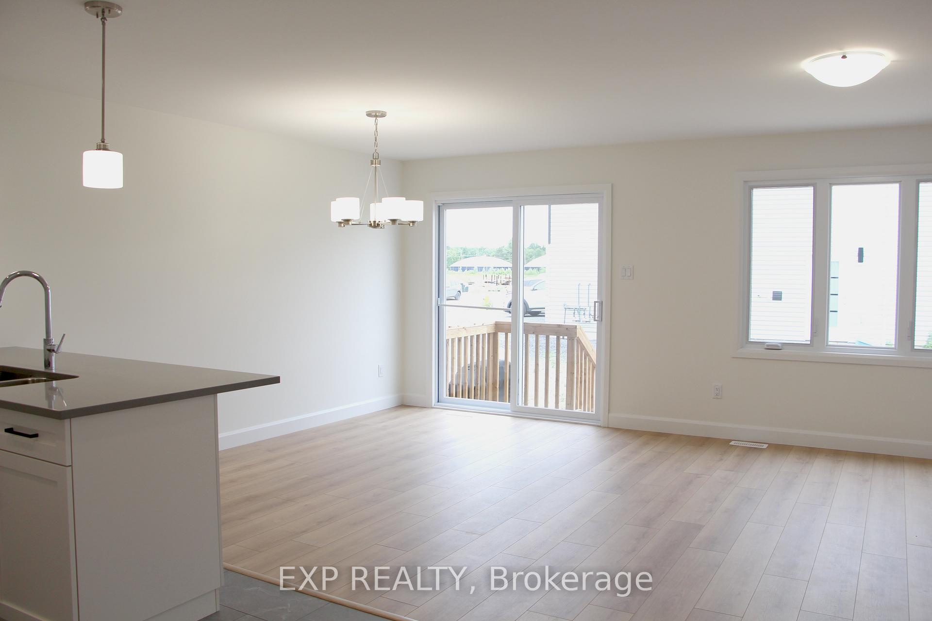 Photo 5 of 316 Hazel Crescent, The Nation, Limoges — HOMEH