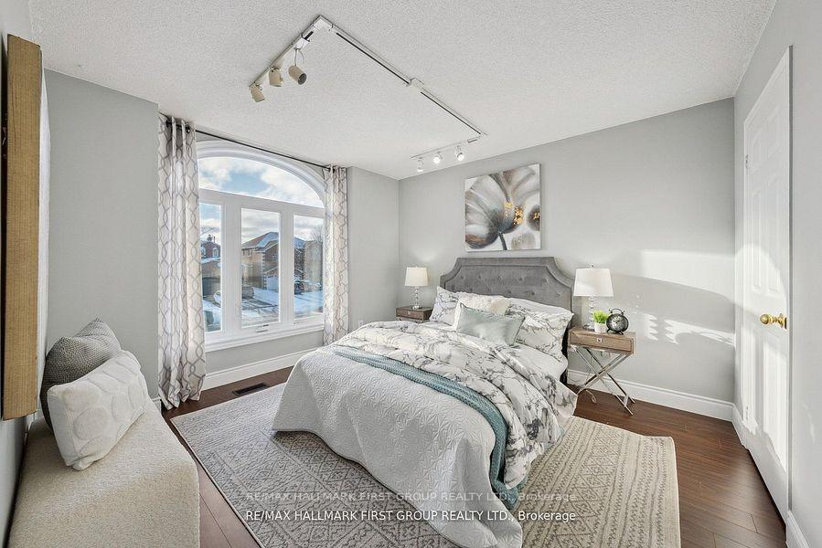 Photo 13 of 1513 Oakburn Street, Pickering, Highbush — HOMEH