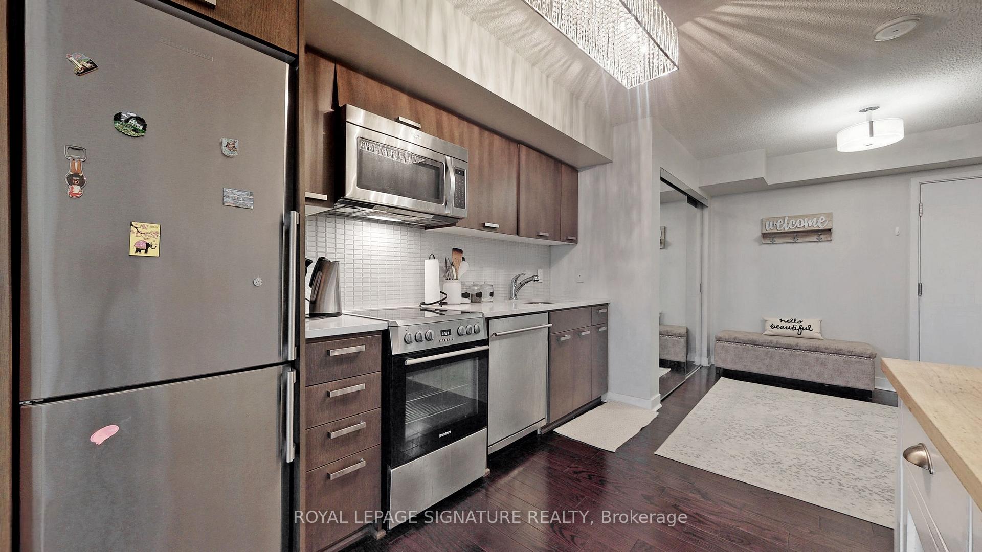 Photo 16 of Unit 822, 295 Adelaide Street W, Toronto, Waterfront Communities — HOMEH
