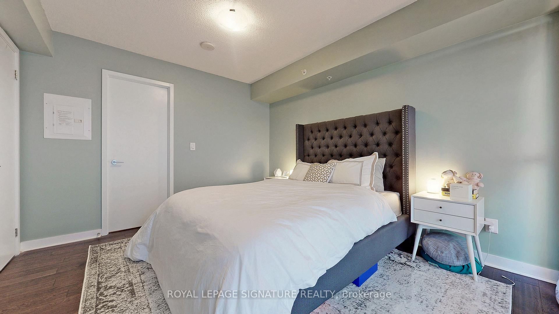 Photo 8 of Unit 822, 295 Adelaide Street W, Toronto, Waterfront Communities — HOMEH