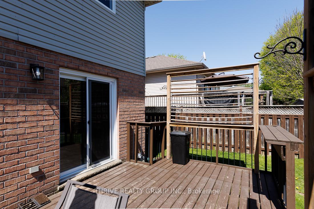 Photo 27 of 50 Moffatt Lane, Strathroy-Caradoc, SW — HOMEH
