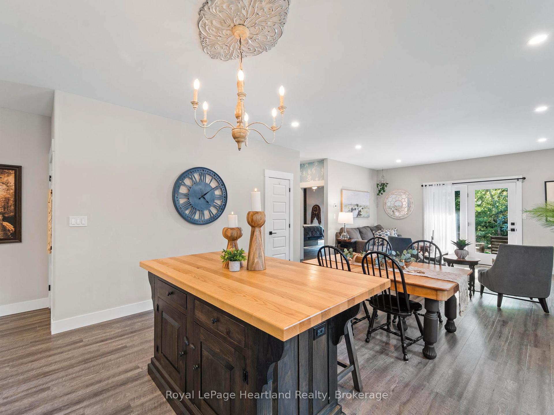 Photo 27 of 3 Eugene Street, Bluewater, Bayfield — HOMEH