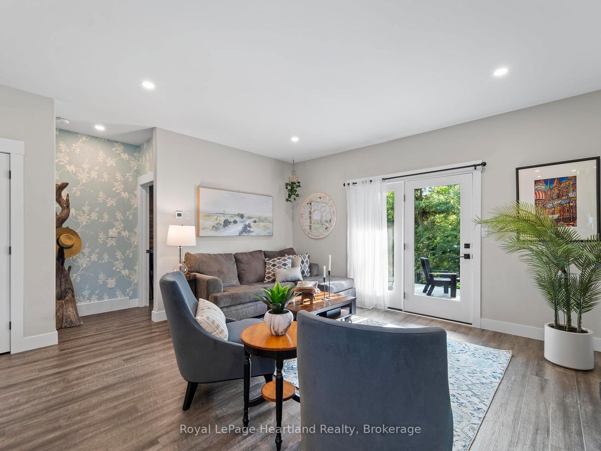 Photo 26 of 3 Eugene Street, Bluewater, Bayfield — HOMEH