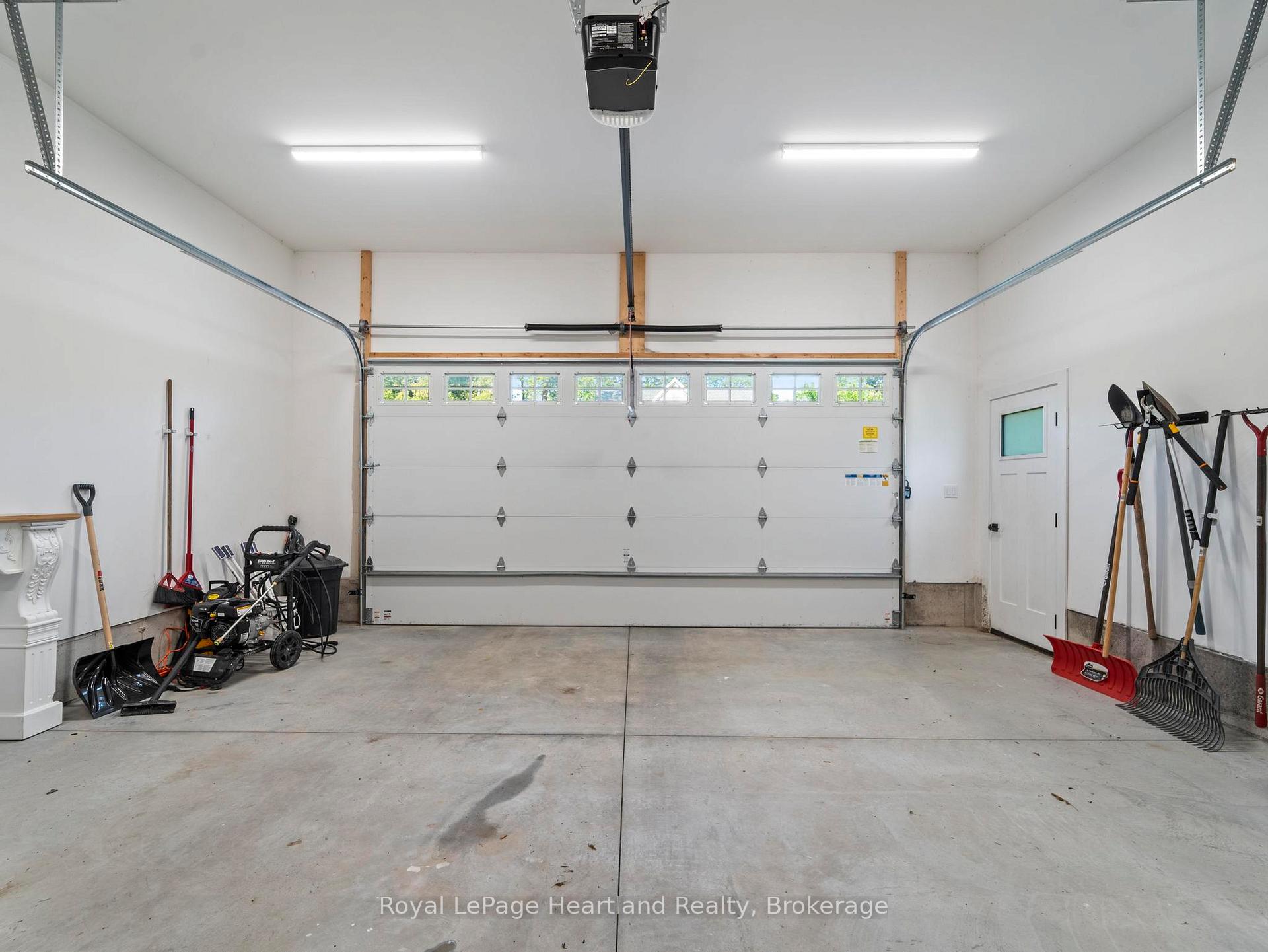 Photo 29 of 3 Eugene Street, Bluewater, Bayfield — HOMEH