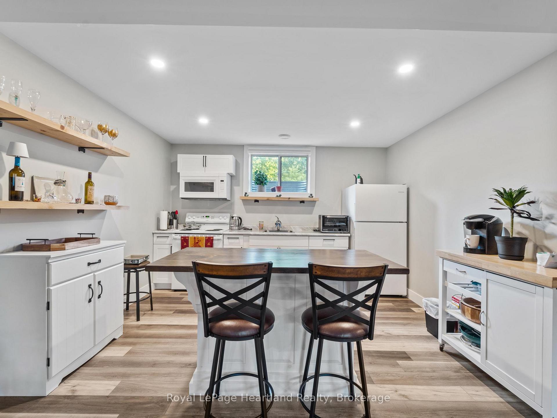 Photo 13 of 3 Eugene Street, Bluewater, Bayfield — HOMEH