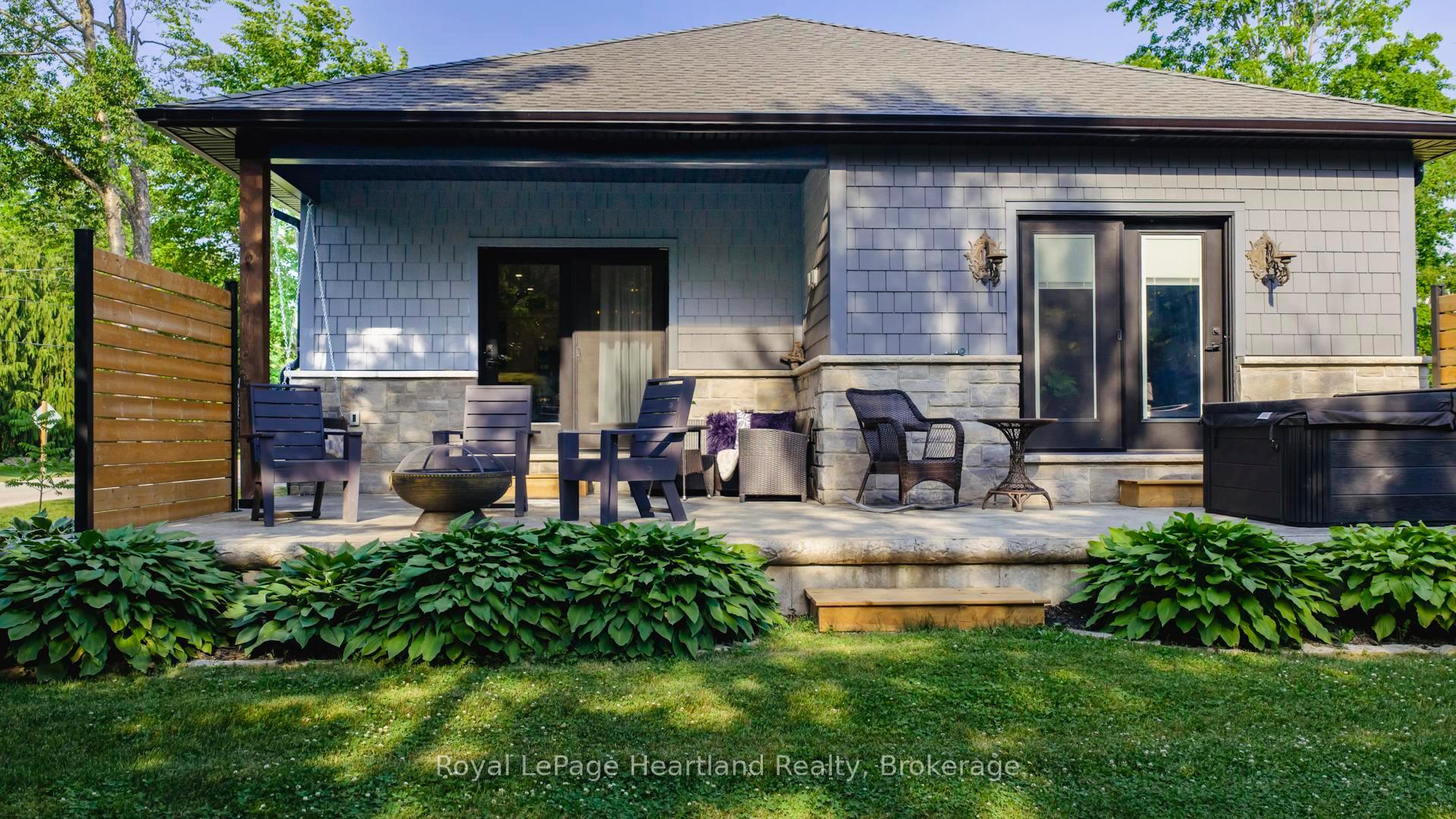 Photo 44 of 3 Eugene Street, Bluewater, Bayfield — HOMEH