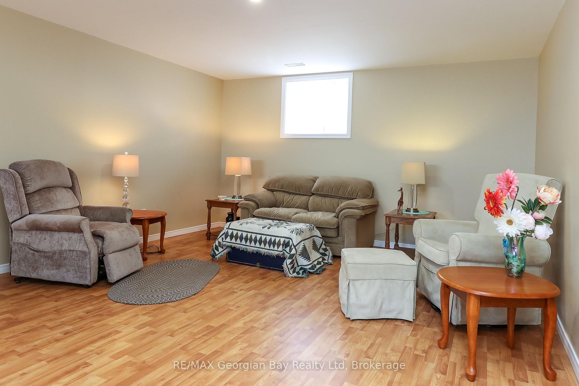 Photo 31 of 332 Newton Street, Tay, Victoria Harbour — HOMEH