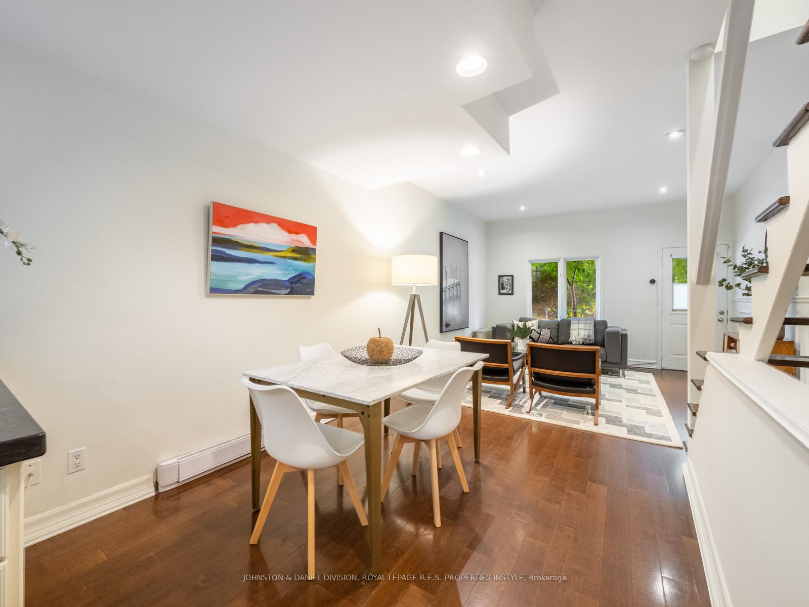 Photo 21 of 77 Walnut Avenue, Toronto, Niagara — HOMEH
