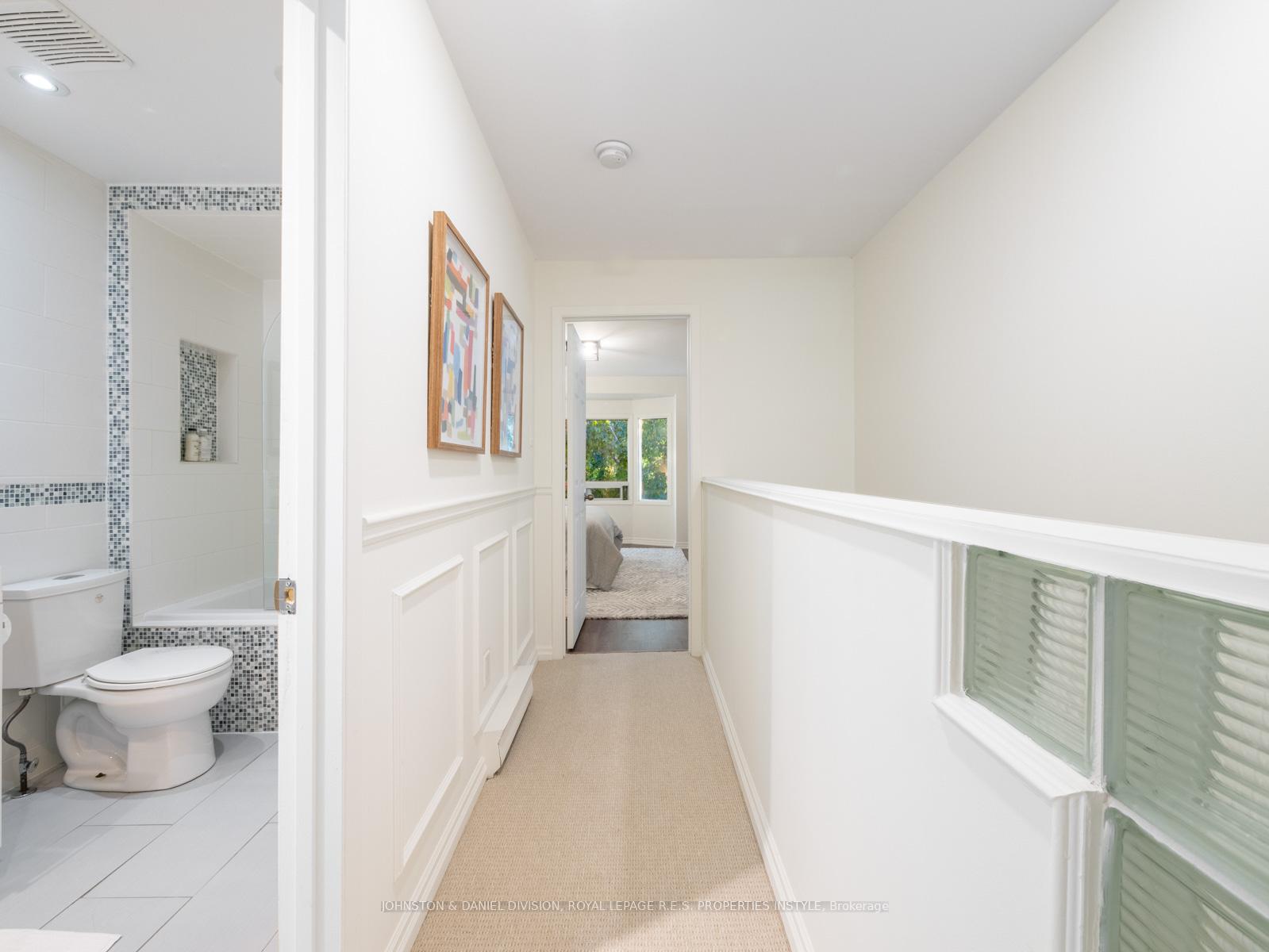 Photo 14 of 77 Walnut Avenue, Toronto, Niagara — HOMEH