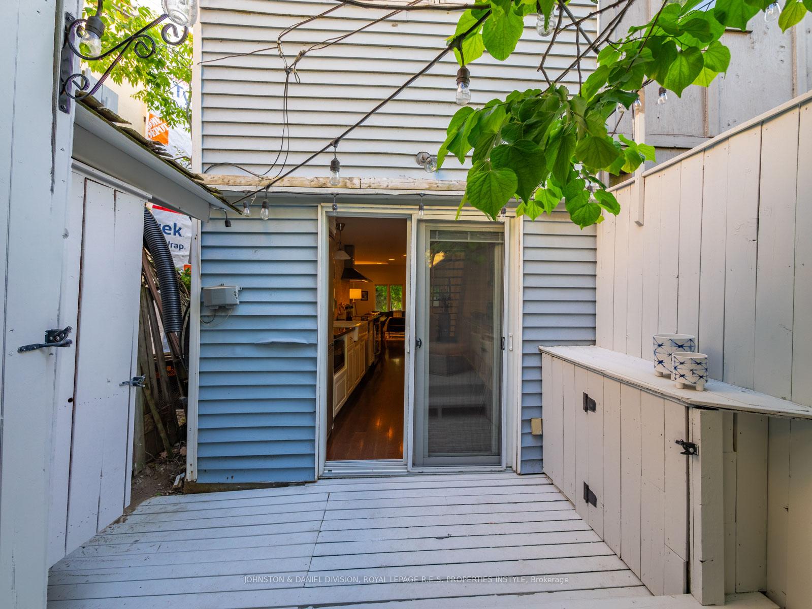 Photo 40 of 77 Walnut Avenue, Toronto, Niagara — HOMEH