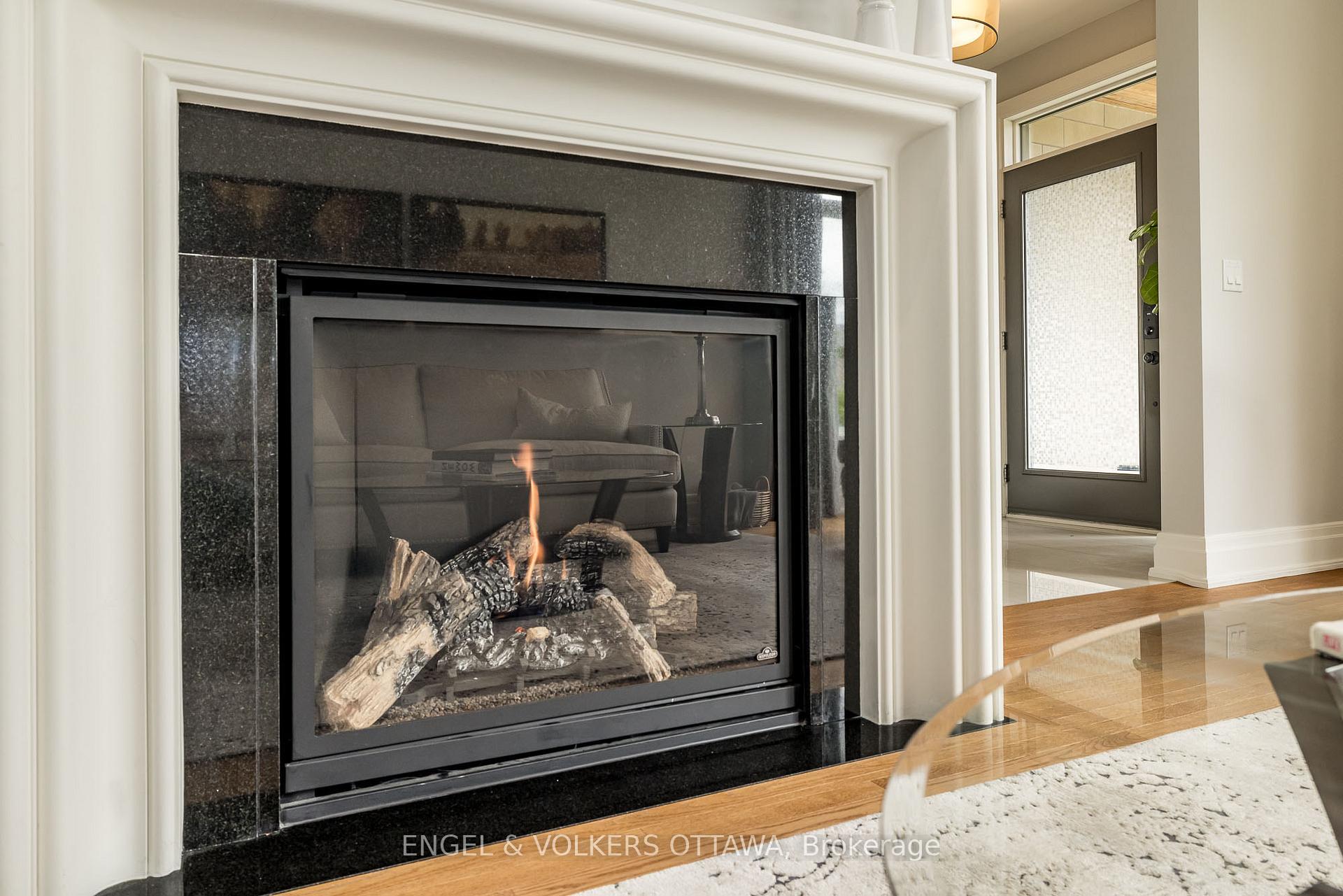 Photo 5 of 300 Long Acres Street, Ottawa, Kanata - Bridlewood — HOMEH