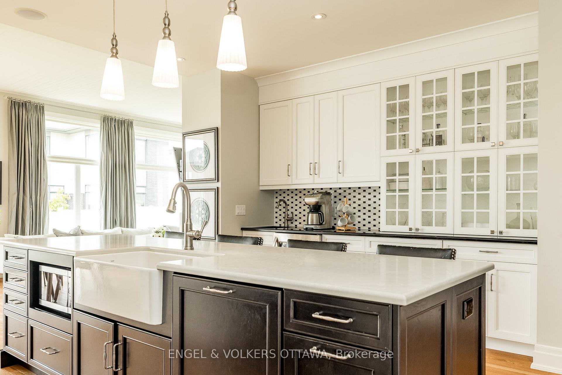 Photo 19 of 300 Long Acres Street, Ottawa, Kanata - Bridlewood — HOMEH