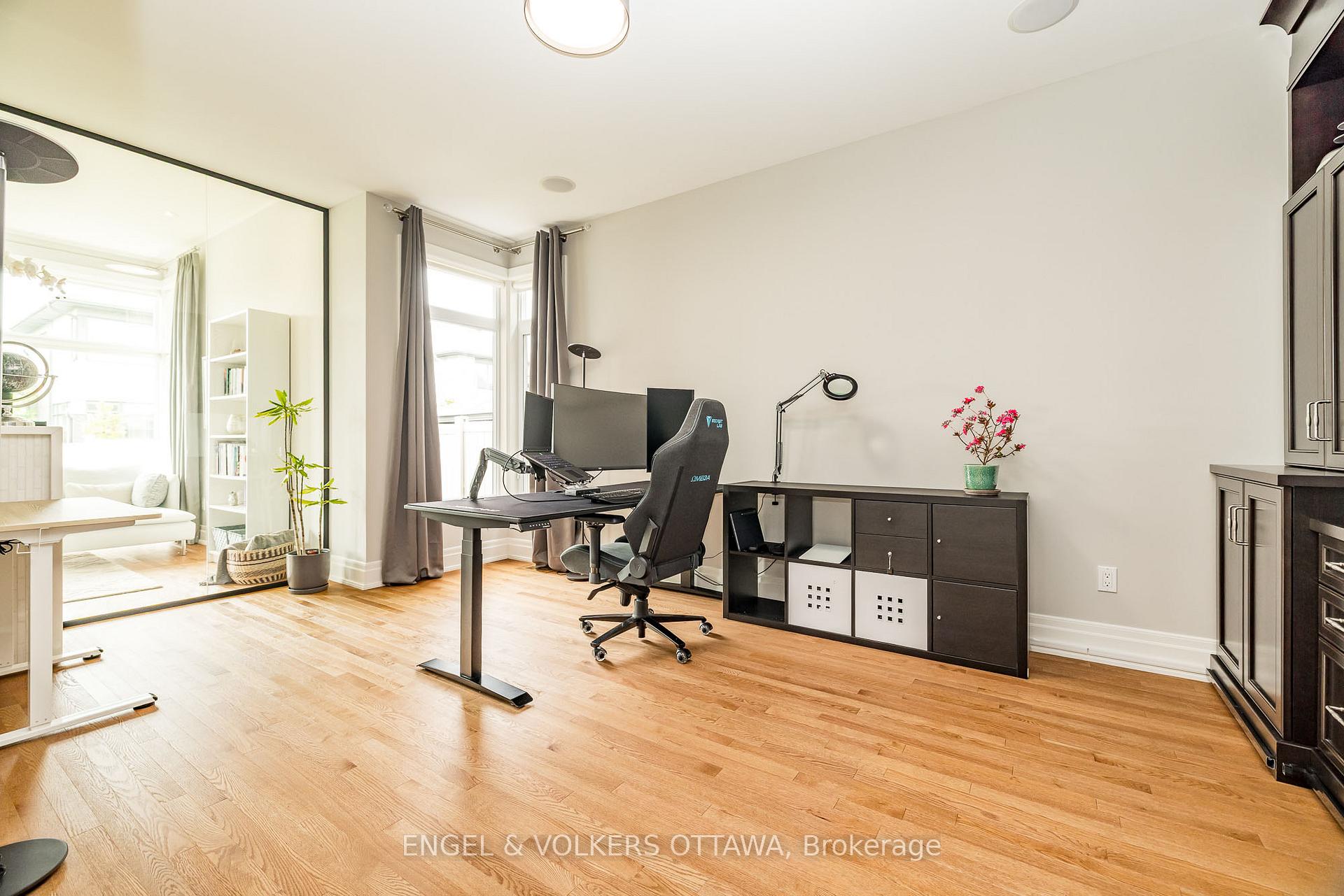 Photo 35 of 300 Long Acres Street, Ottawa, Kanata - Bridlewood — HOMEH