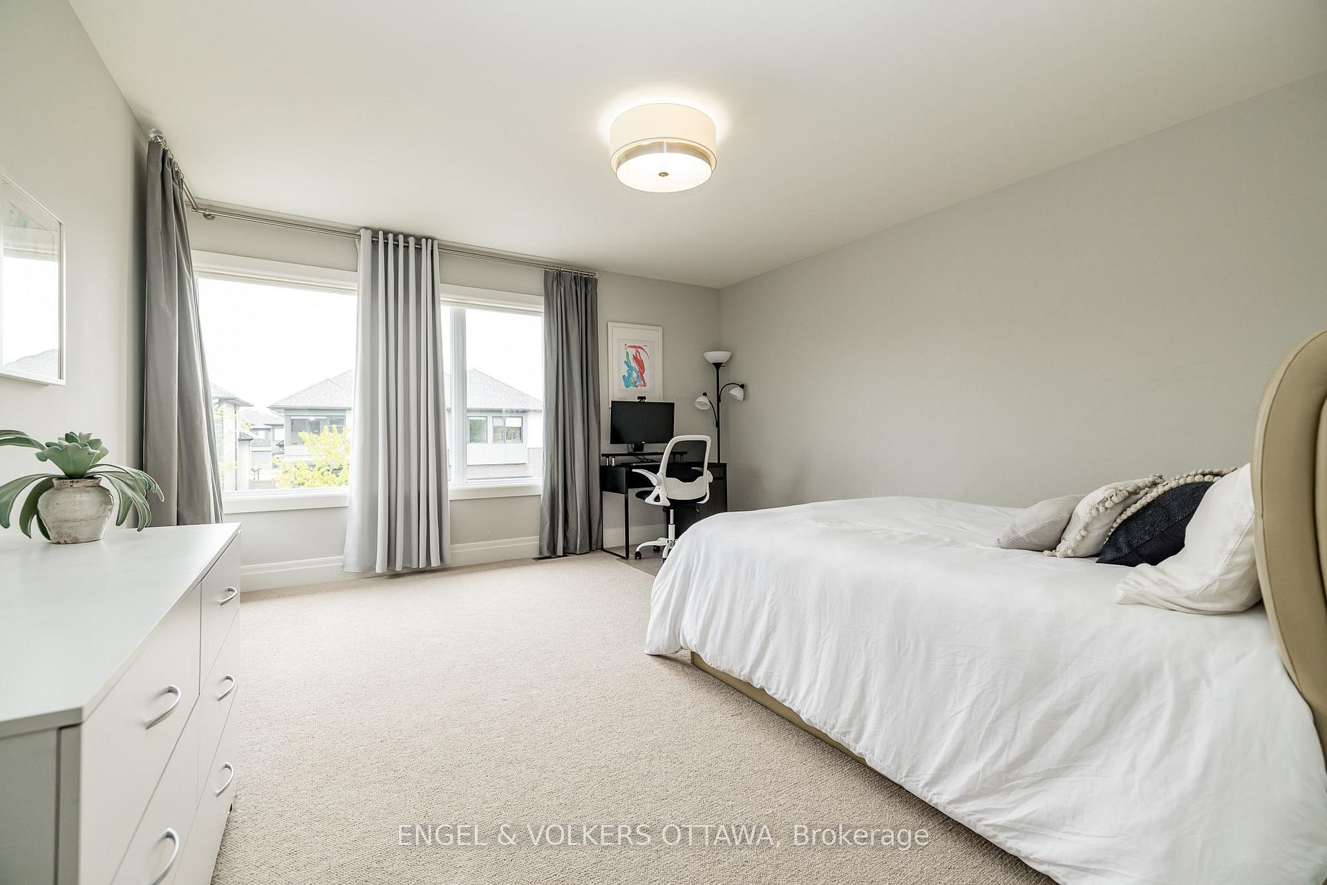 Photo 32 of 300 Long Acres Street, Ottawa, Kanata - Bridlewood — HOMEH