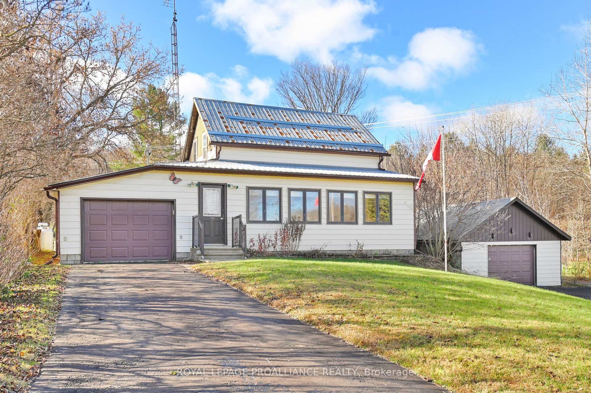 Photo 1 of 14686 Road 509, North Frontenac, Frontenac North — HOMEH