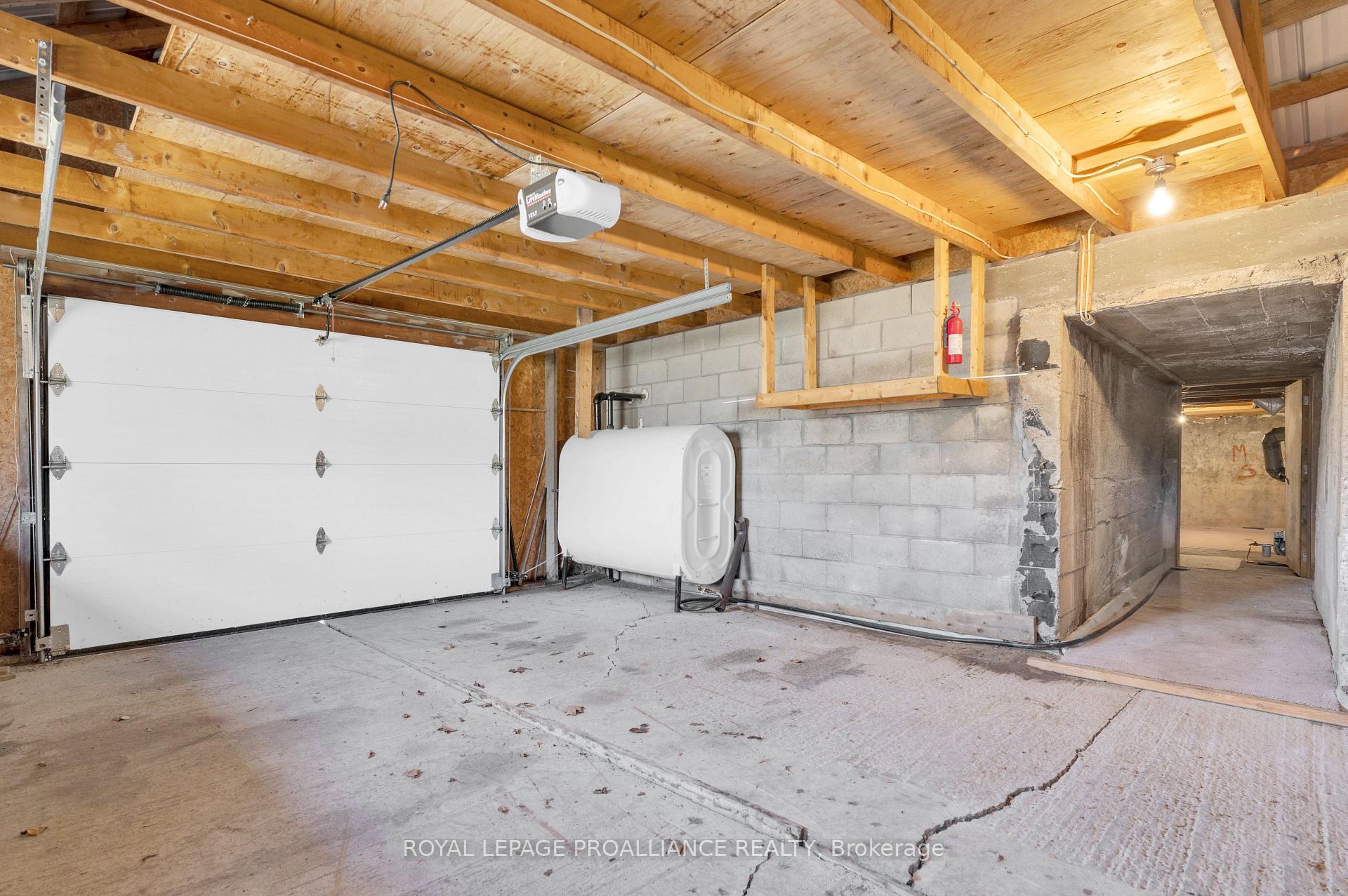 Photo 21 of 14686 Road 509, North Frontenac, Frontenac North — HOMEH