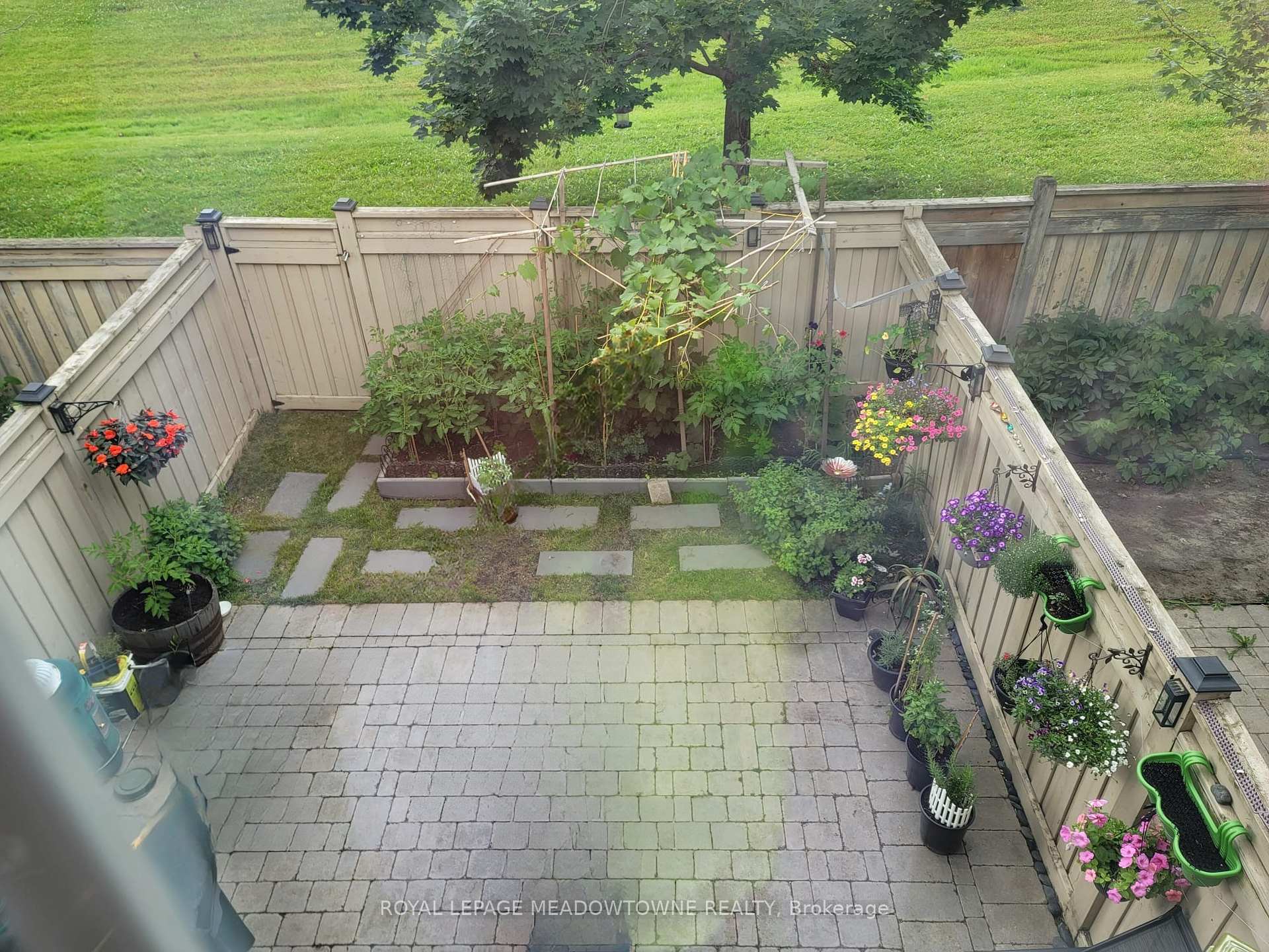 Photo 43 of Unit 5, 320 Ravineview Drive, Vaughan, Maple — HOMEH