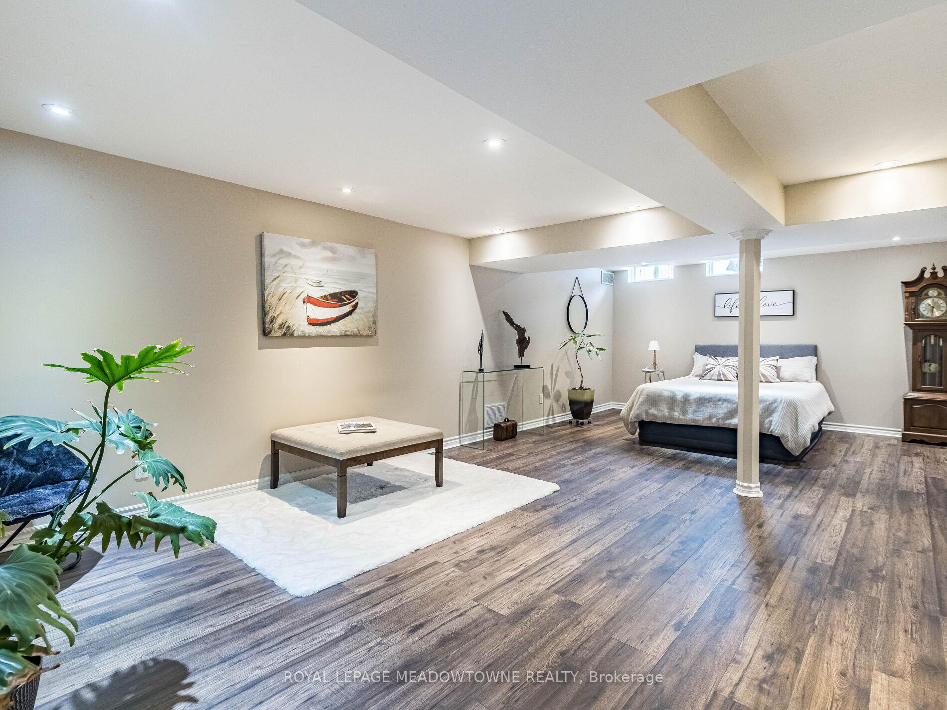 Photo 31 of Unit 5, 320 Ravineview Drive, Vaughan, Maple — HOMEH