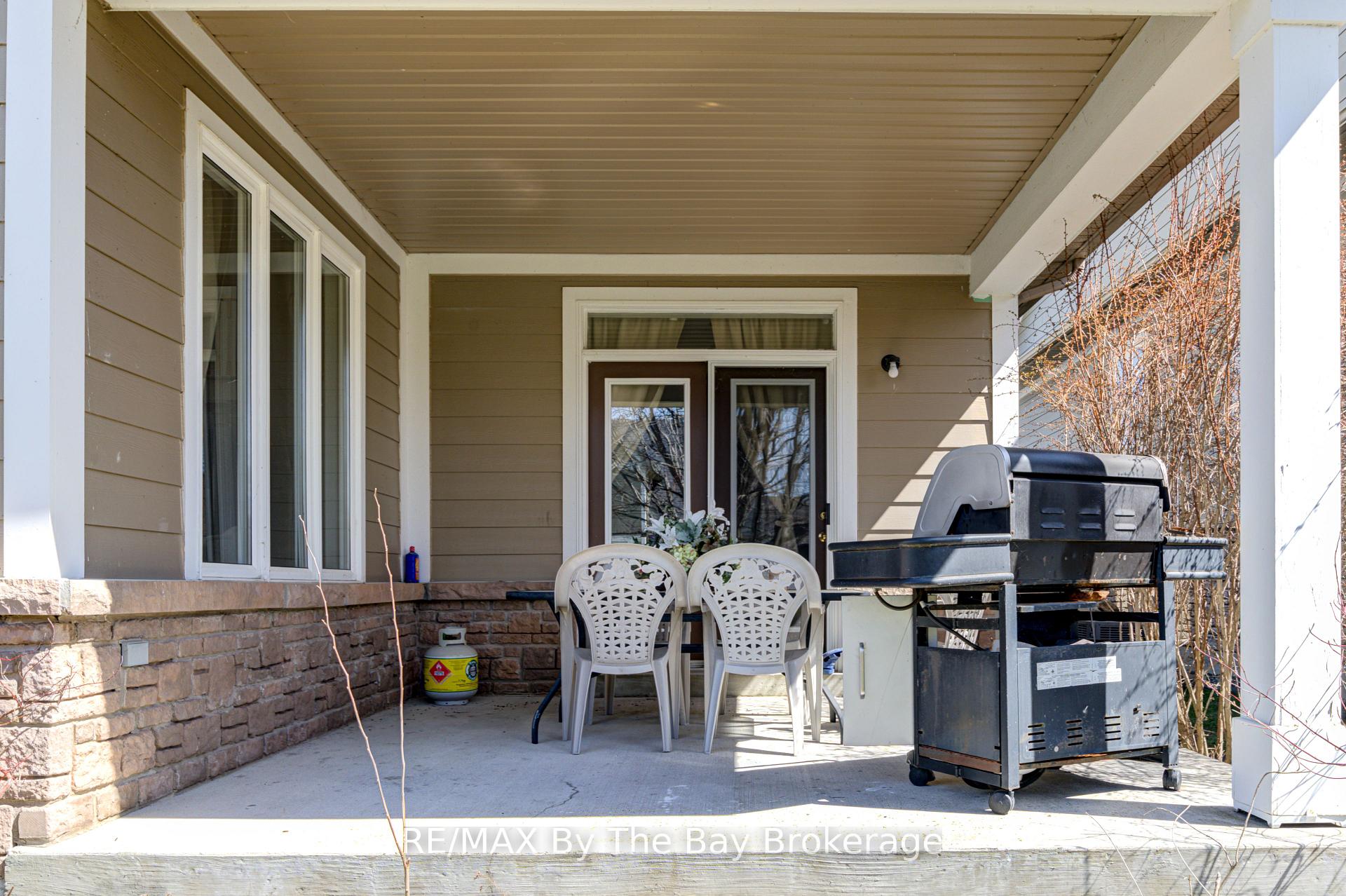 Photo 33 of 14 Surfside Crescent S, Collingwood — HOMEH