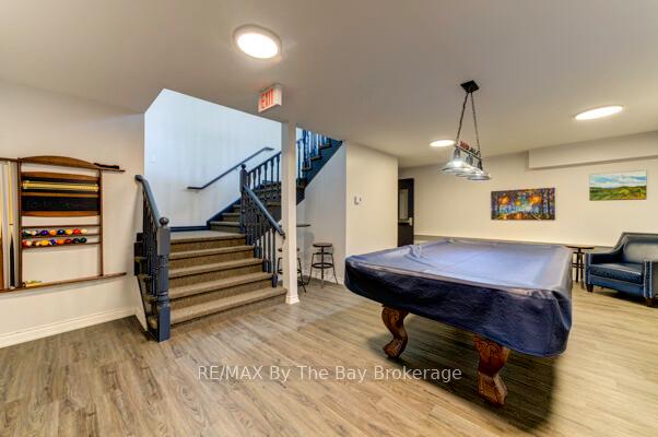 Photo 17 of 14 Surfside Crescent S, Collingwood — HOMEH
