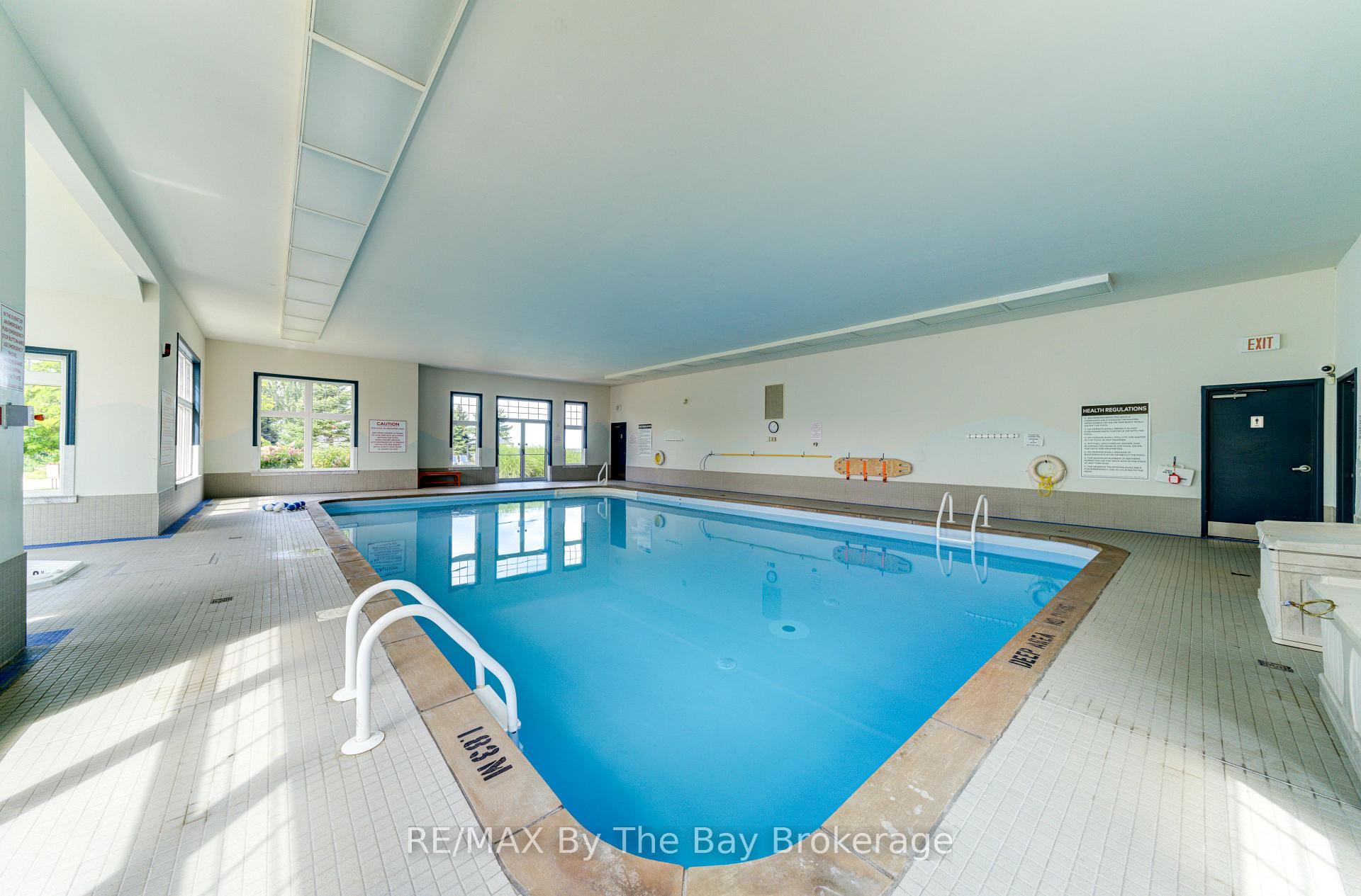 Photo 41 of 14 Surfside Crescent S, Collingwood — HOMEH