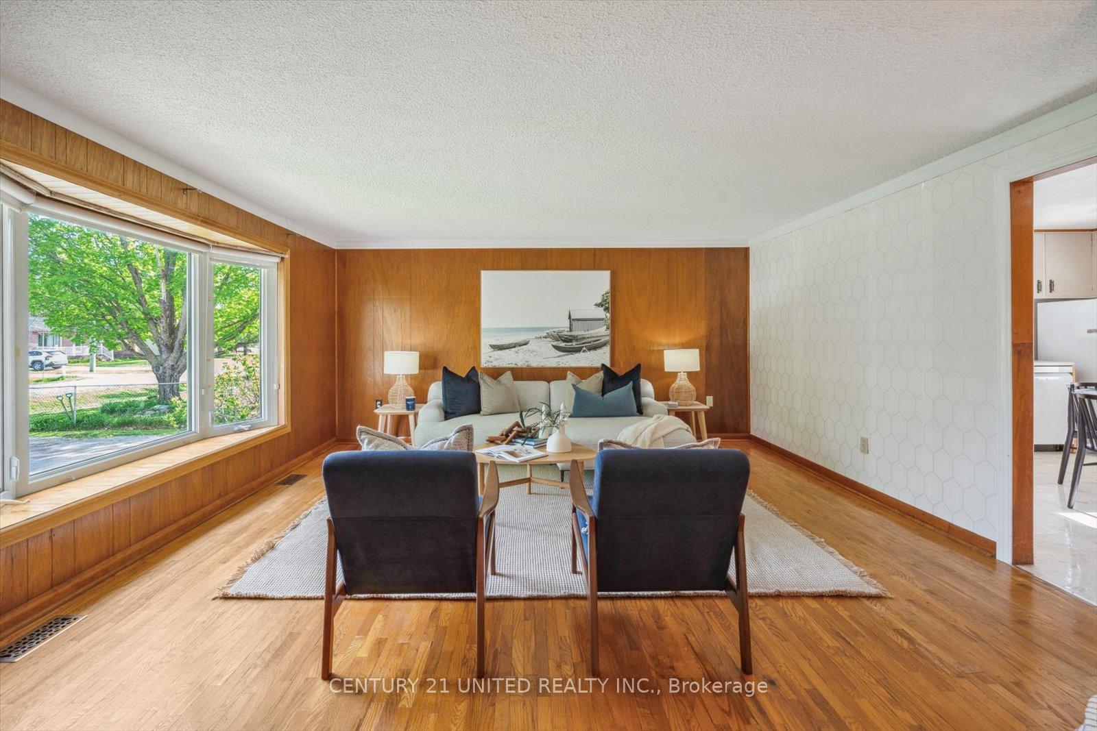Photo 3 of 186 Coral Drive, Douro-Dummer — HOMEH