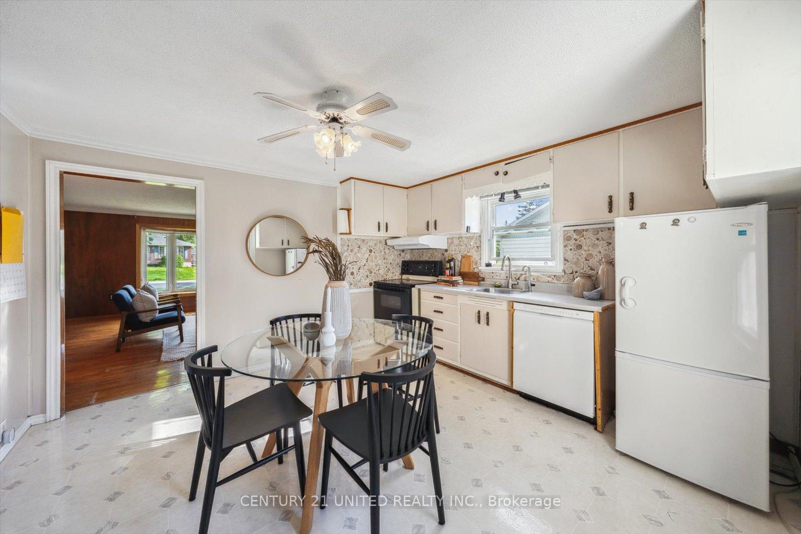 Photo 16 of 186 Coral Drive, Douro-Dummer — HOMEH