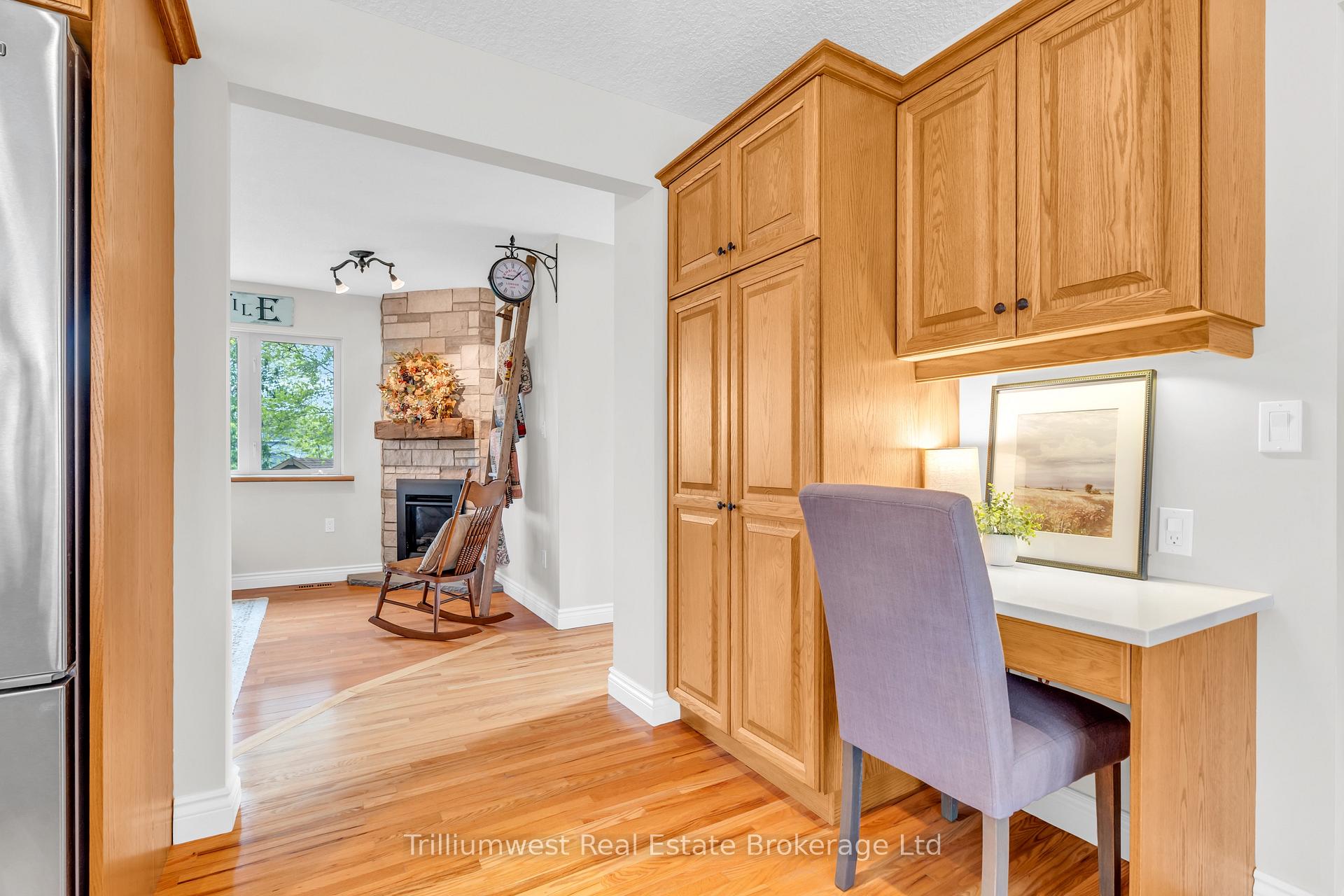 Photo 21 of 118 Dumbarton Street, Guelph, Riverside Park — HOMEH