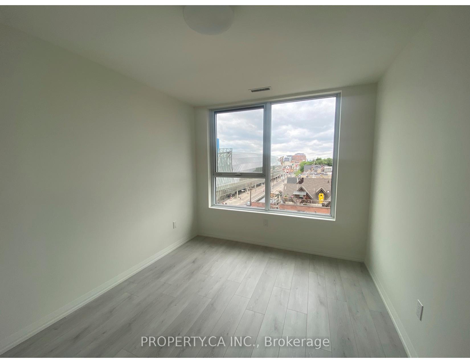 Photo 2 of Unit 413, 292 Dundas Street W, Toronto, Kensington-Chinatown — HOMEH