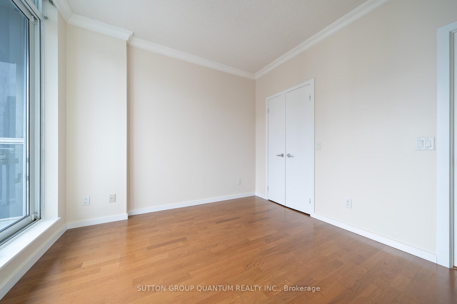 Photo 4 of Unit 3006, 8 York Street, Toronto, Waterfront Communities — HOMEH