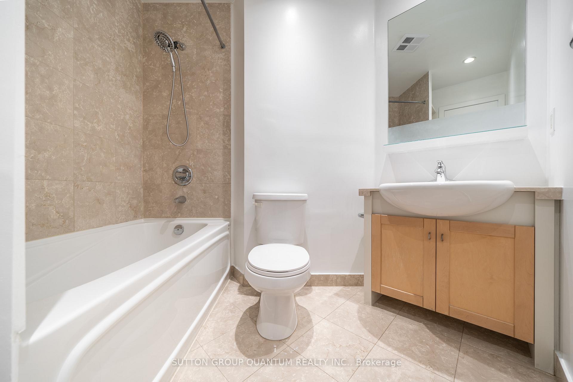 Photo 8 of Unit 3006, 8 York Street, Toronto, Waterfront Communities — HOMEH