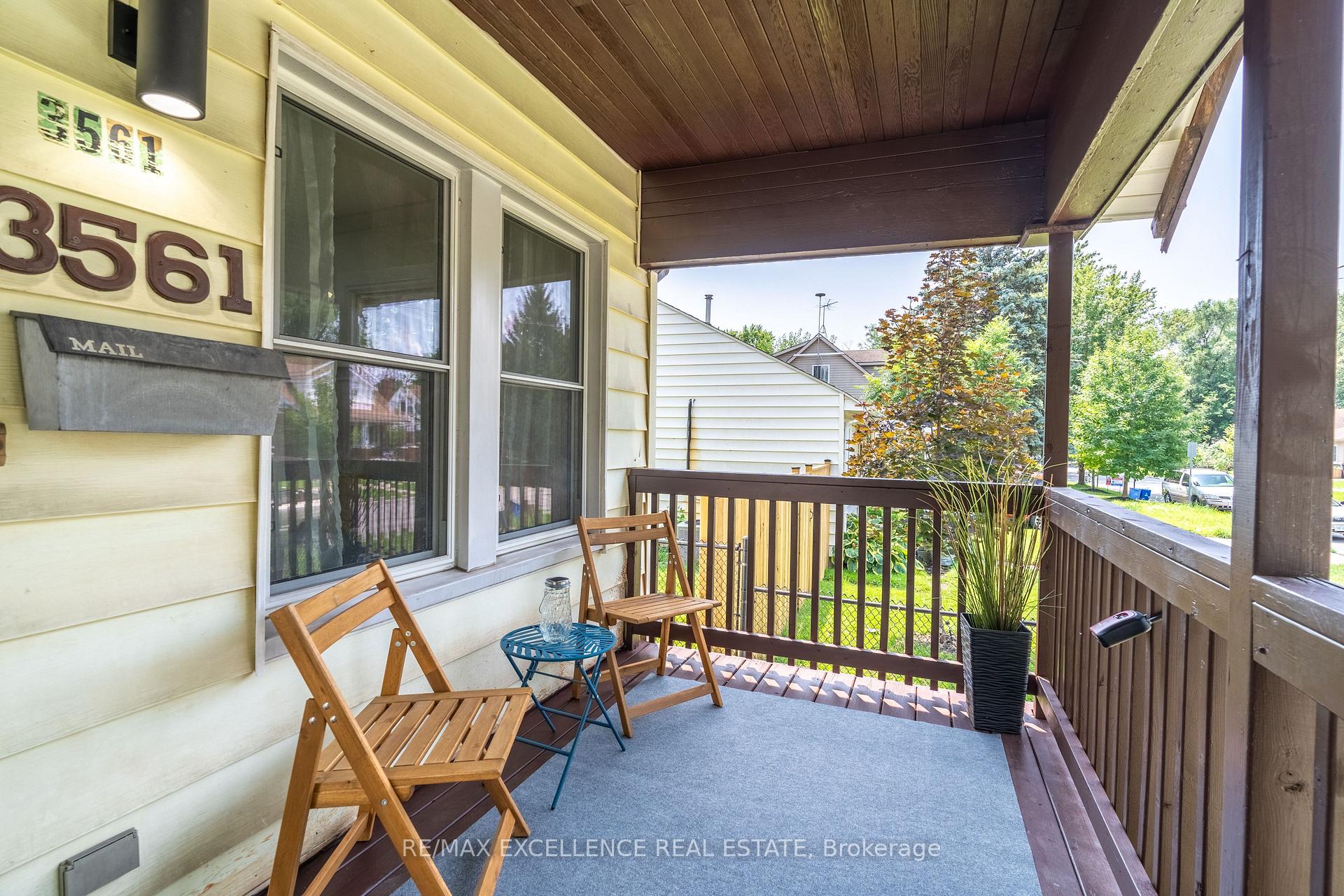 Photo 12 of 3561 King Street, Windsor — HOMEH