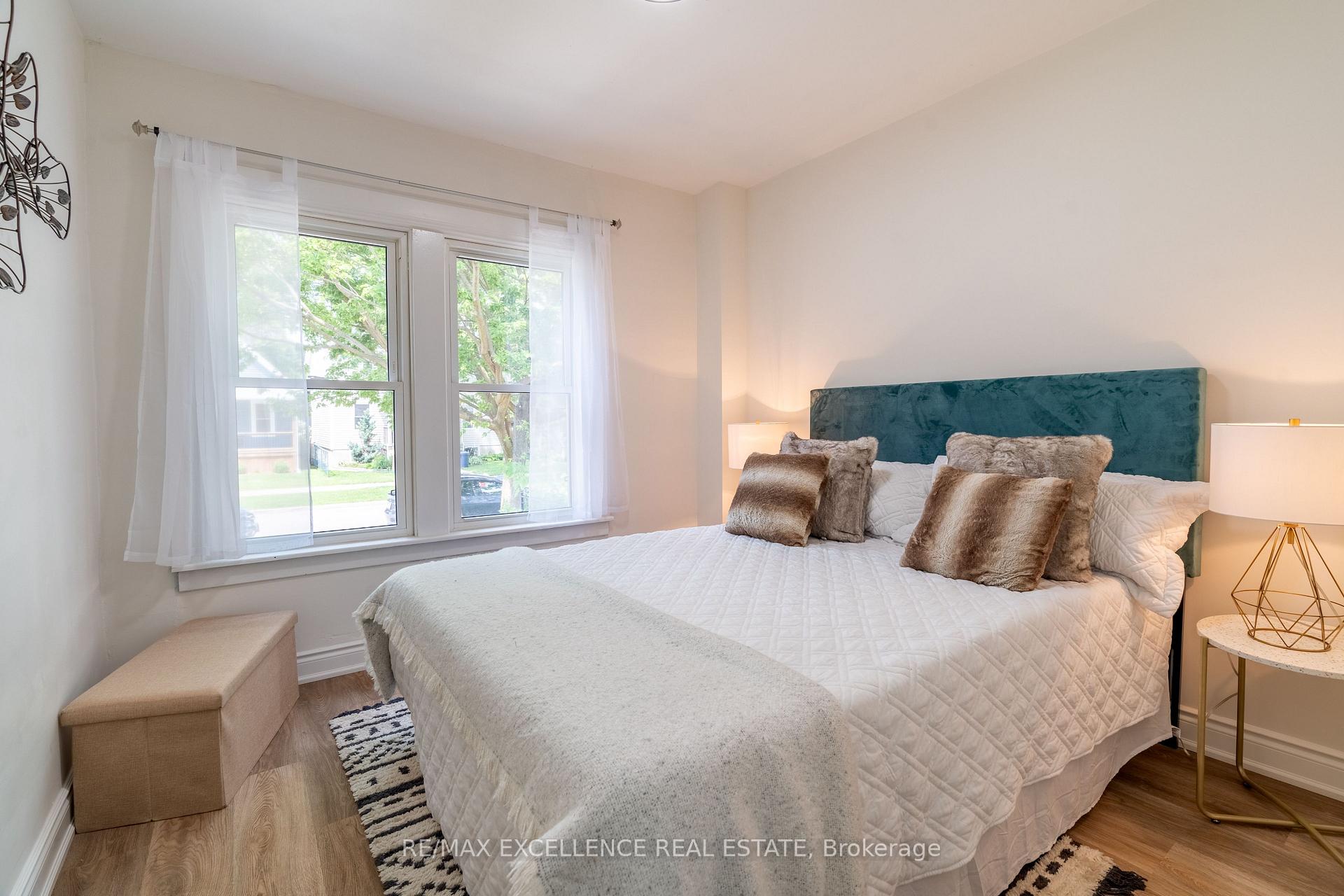 Photo 8 of 3561 King Street, Windsor — HOMEH