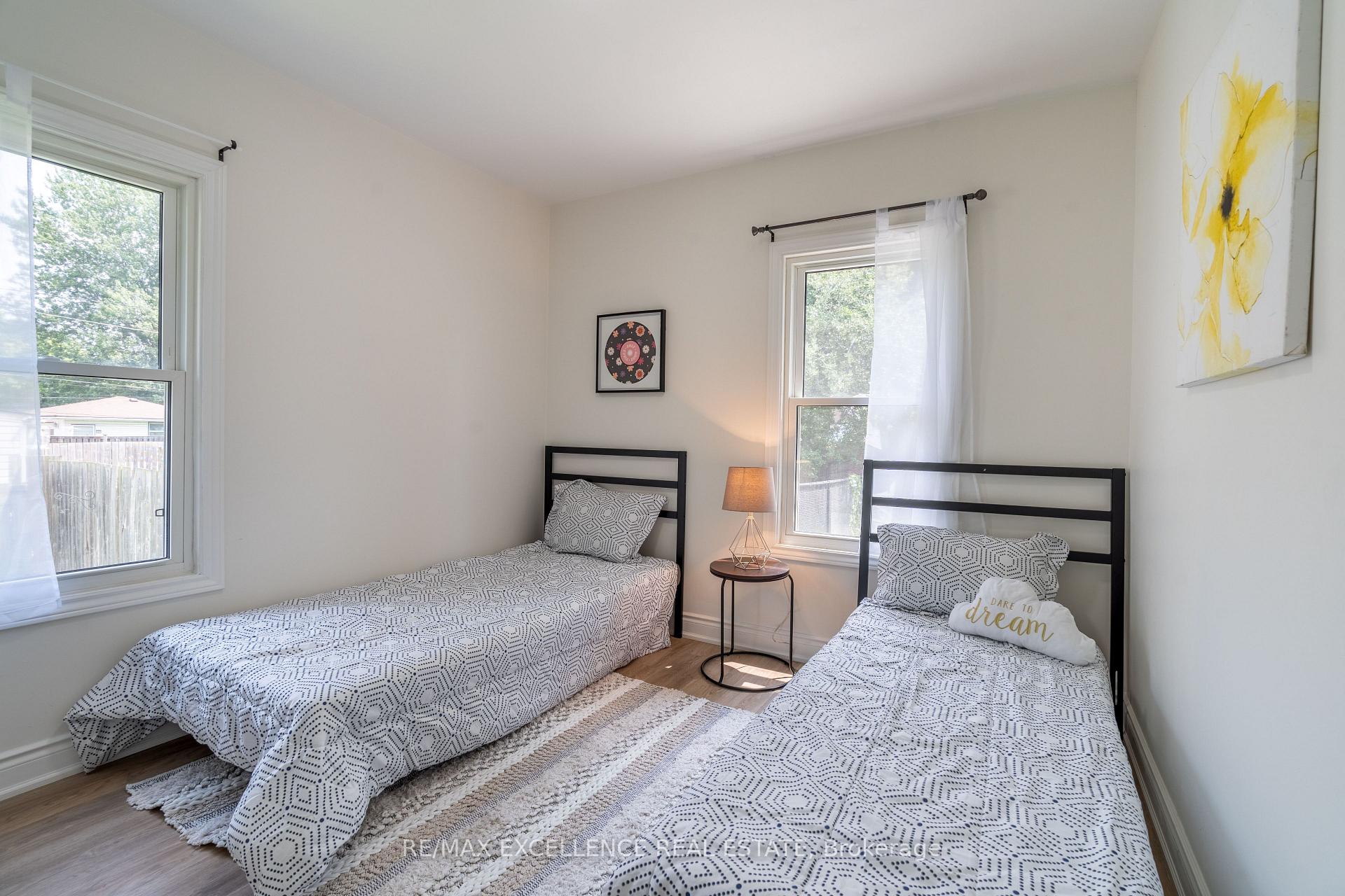 Photo 33 of 3561 King Street, Windsor — HOMEH