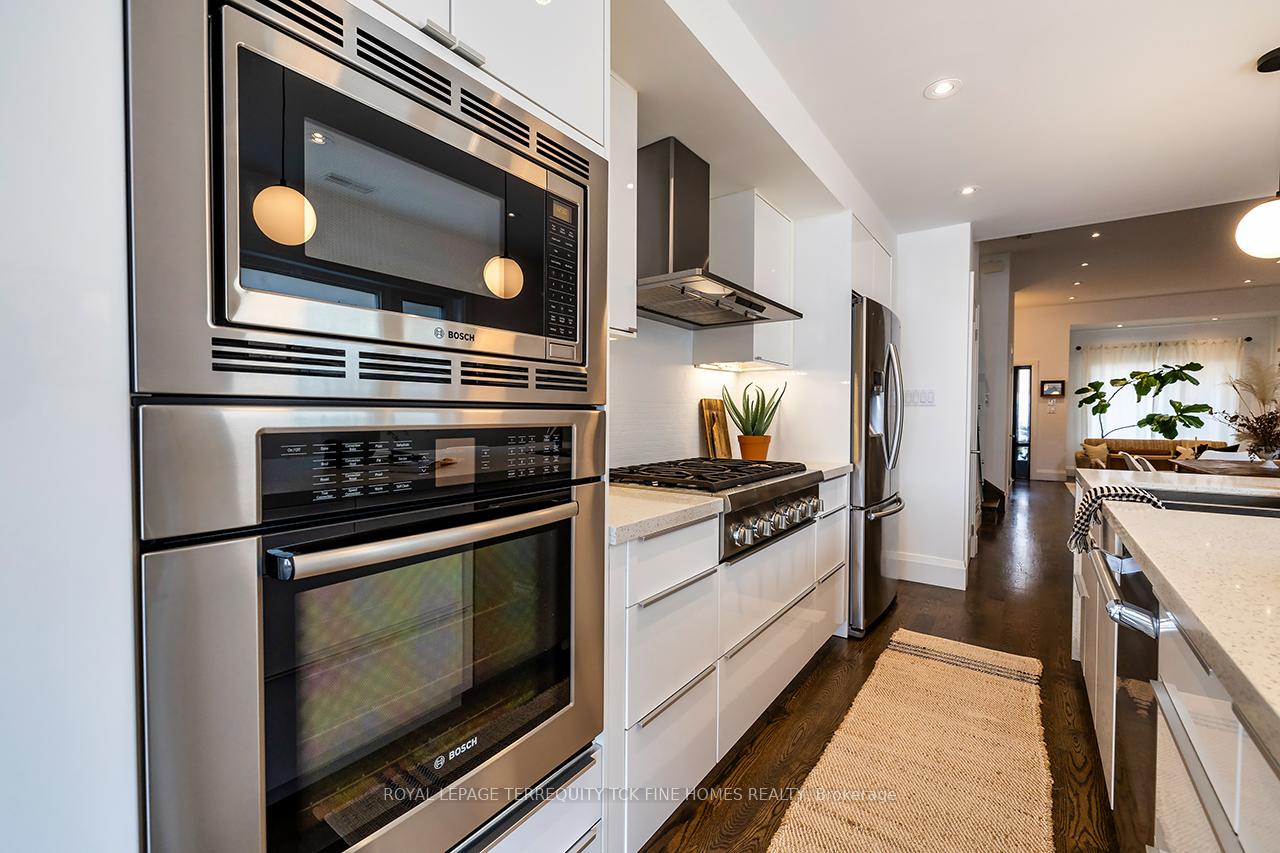 Photo 10 of 150 Lisgar Street, Toronto, Little Portugal — HOMEH