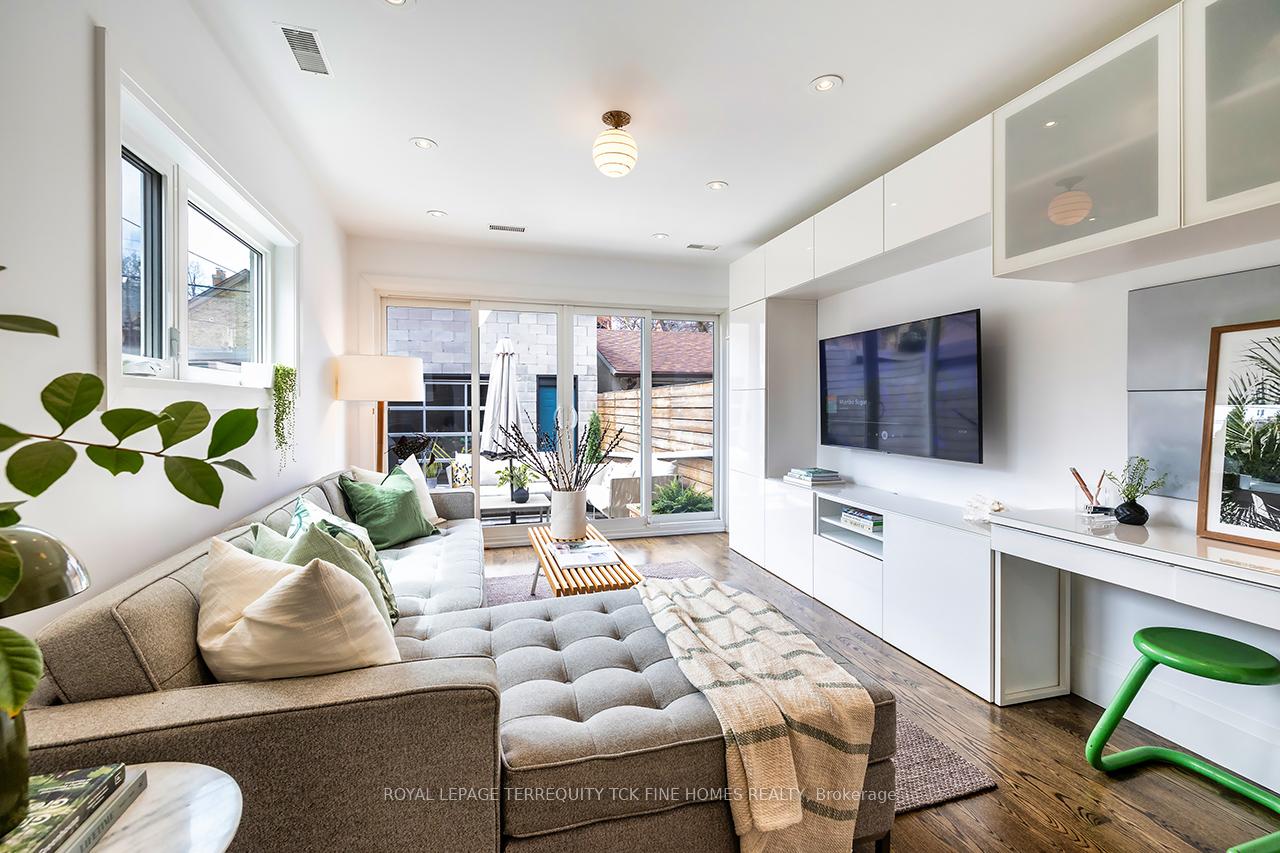 Photo 7 of 150 Lisgar Street, Toronto, Little Portugal — HOMEH