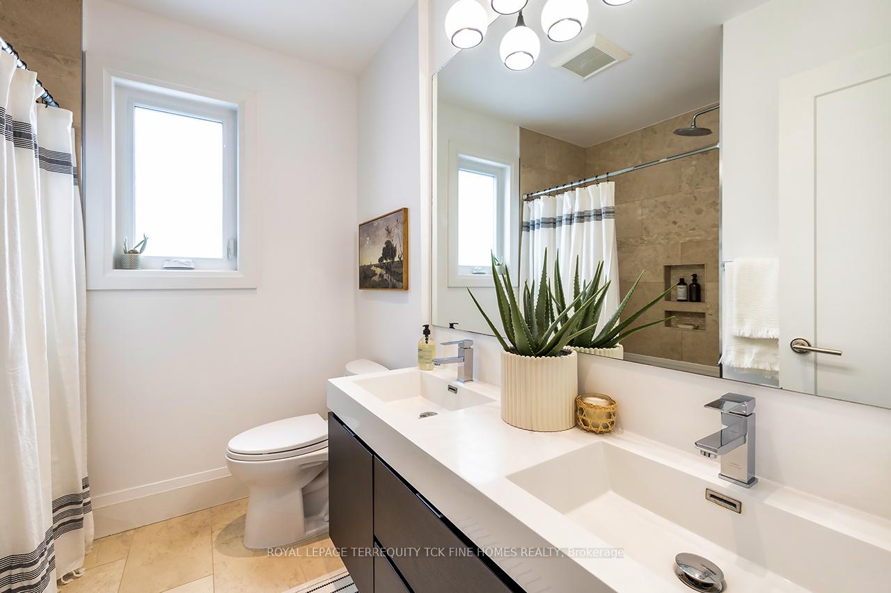 Photo 16 of 150 Lisgar Street, Toronto, Little Portugal — HOMEH