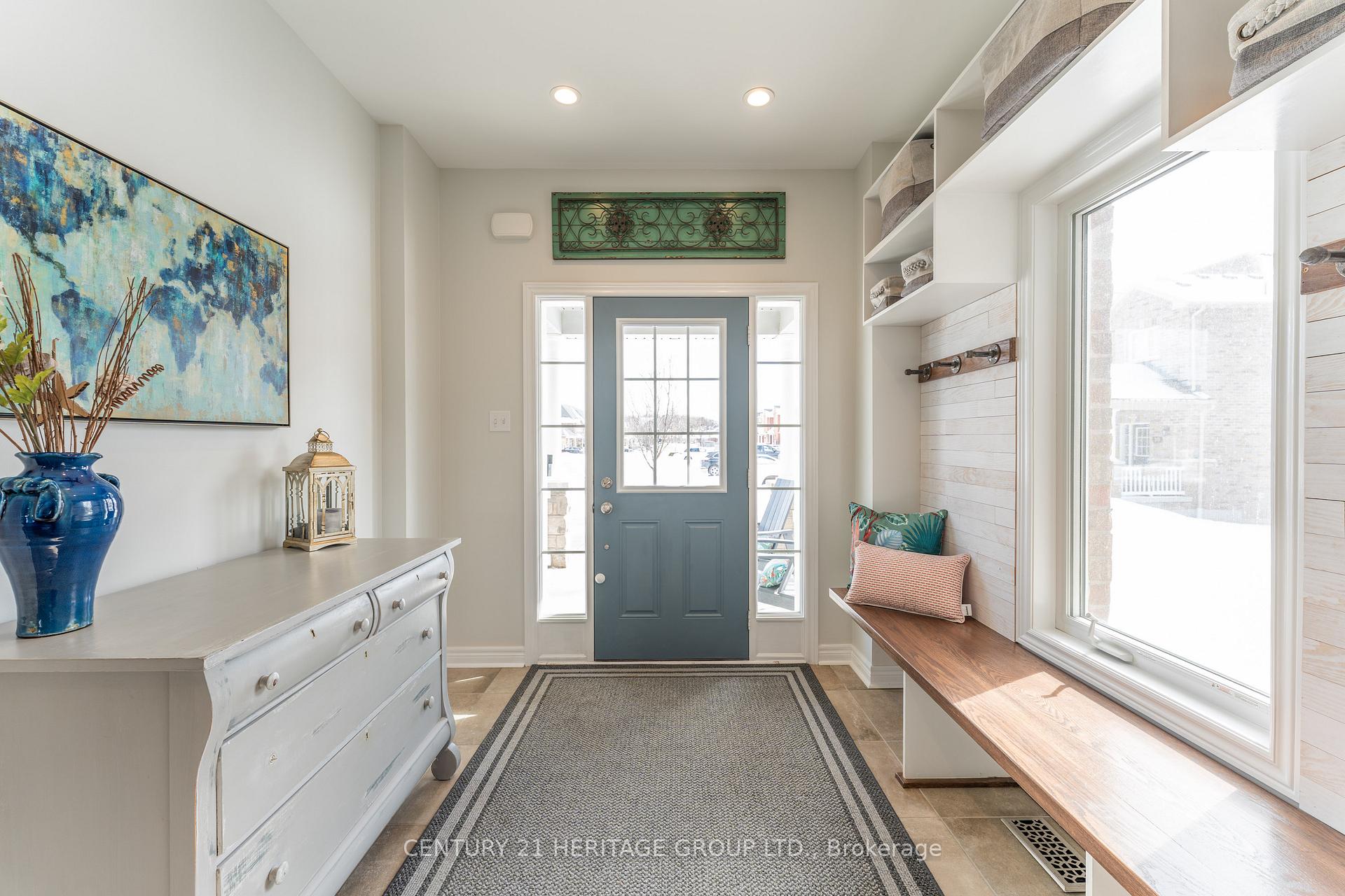 Photo 5 of 32 Bud Doucette Court, Uxbridge — HOMEH